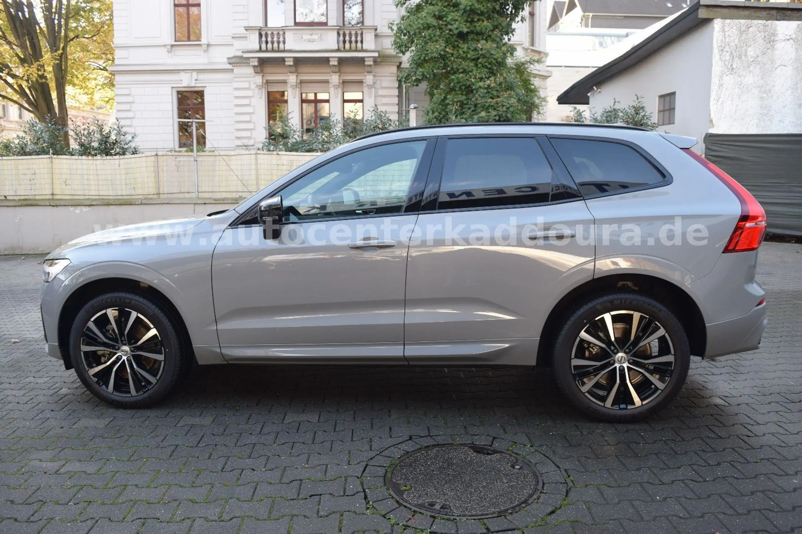 Volvo - XC60