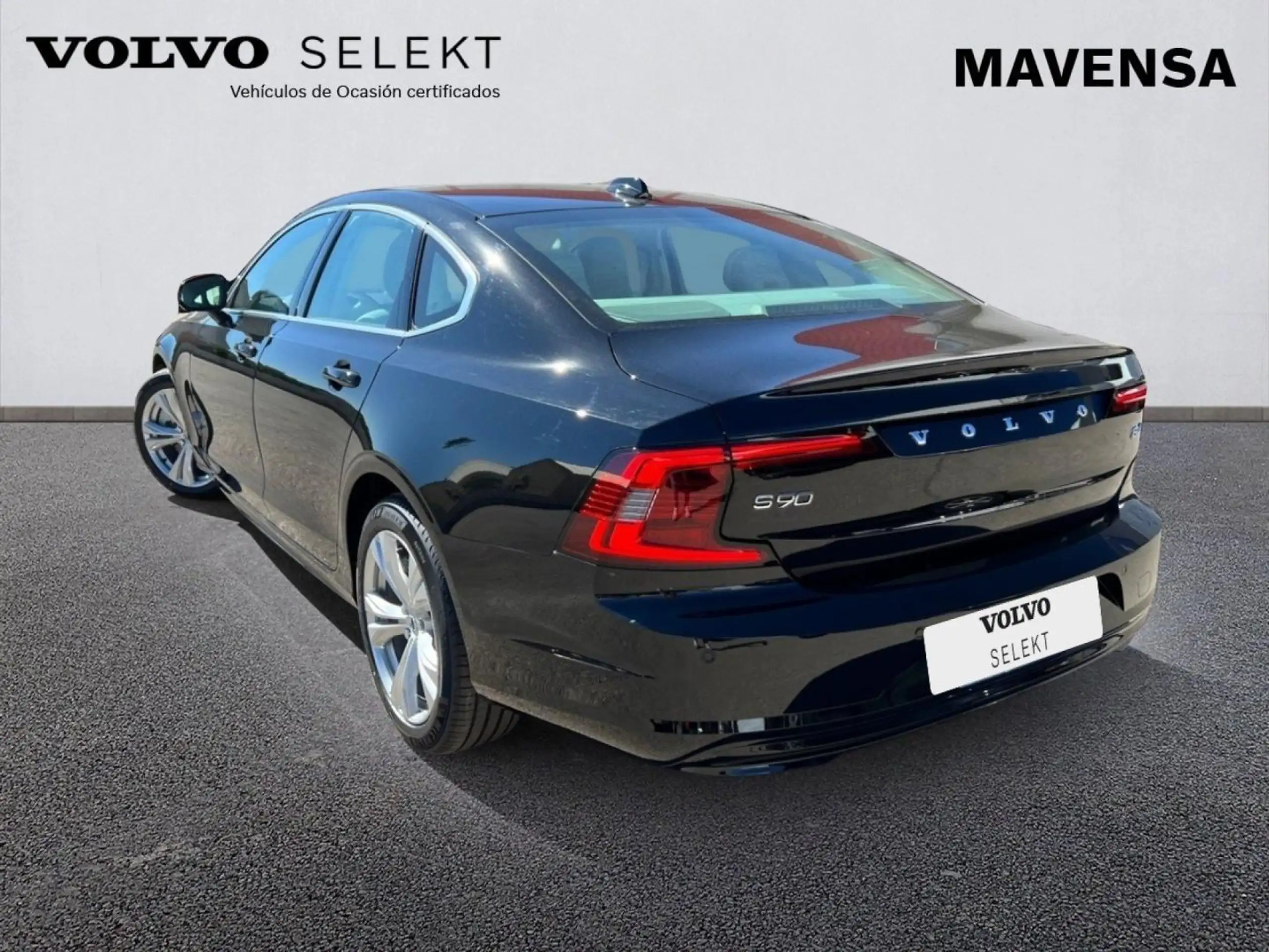 Volvo - S90