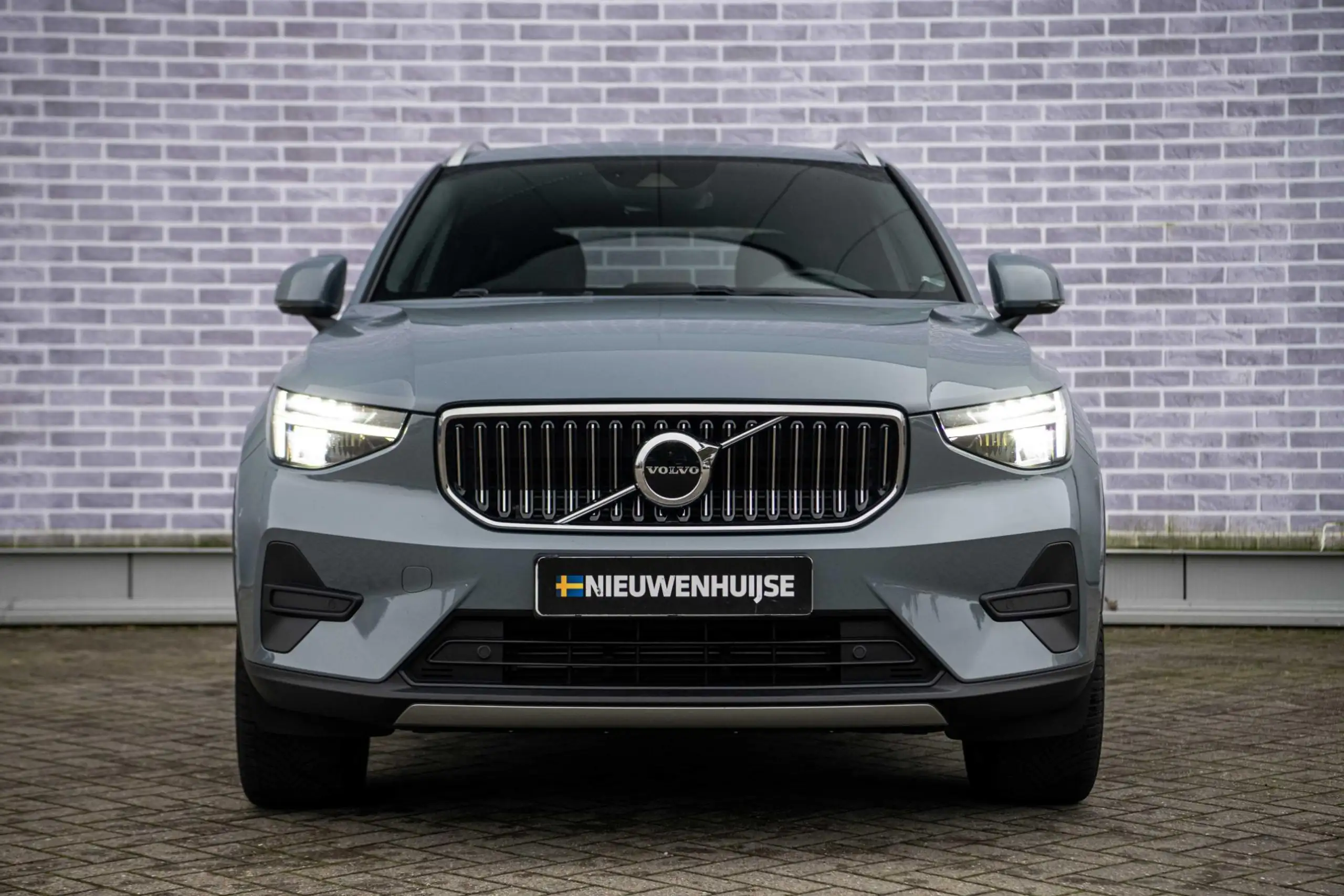 Volvo - XC40