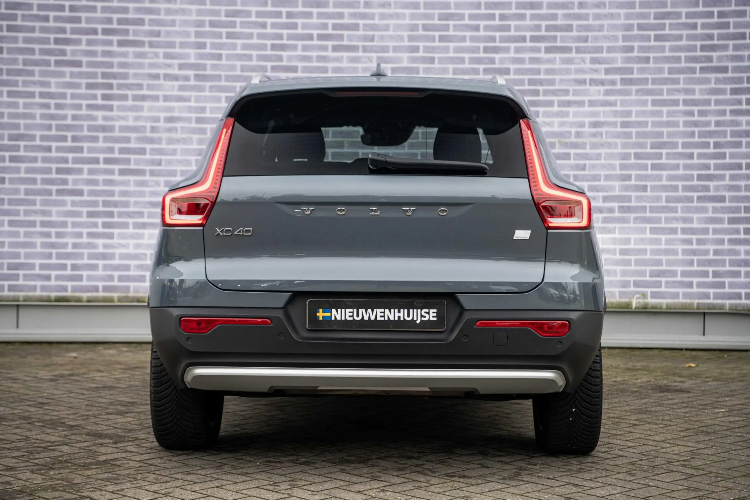 Volvo - XC40