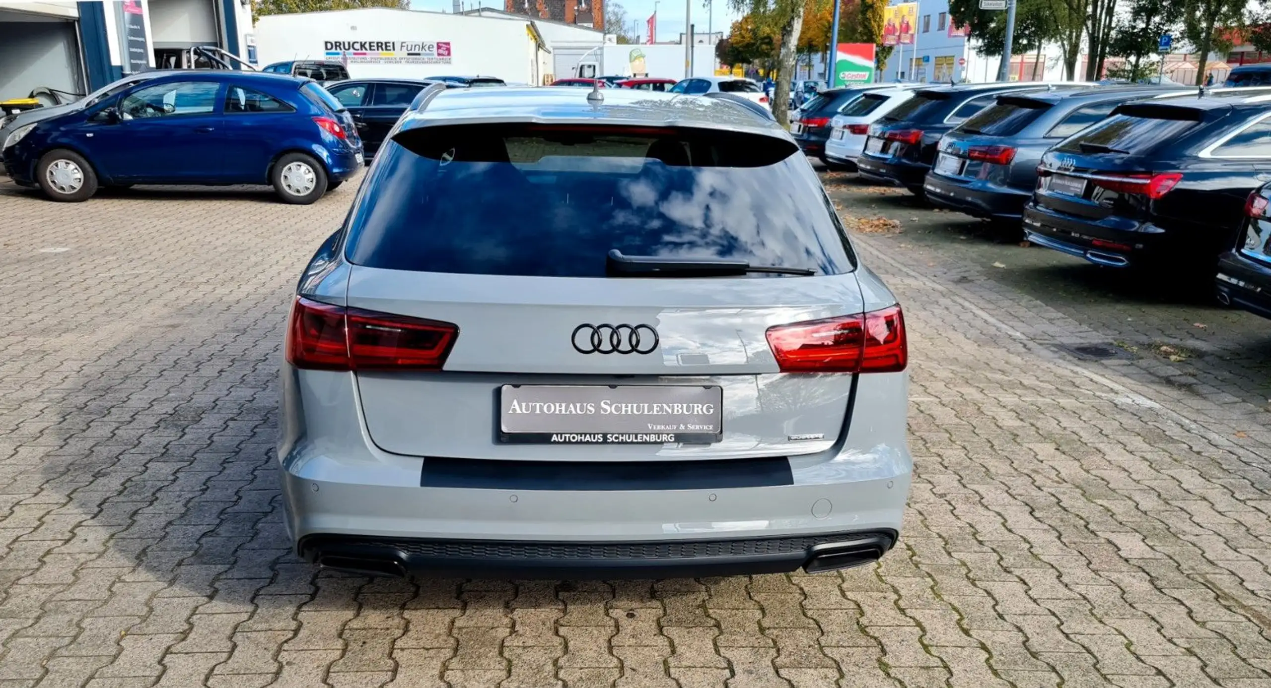 Audi - A6