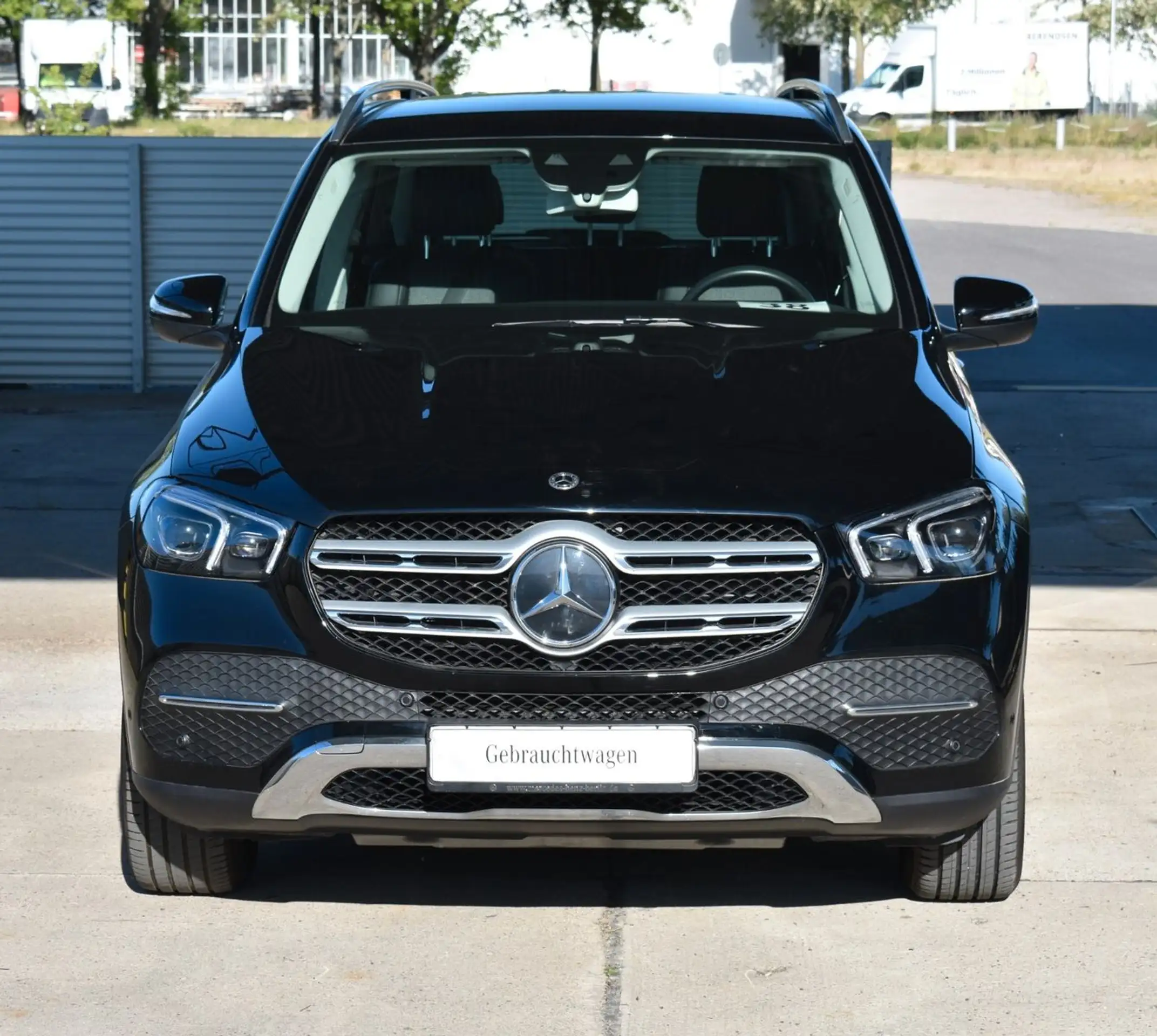 Mercedes-Benz - GLE 300