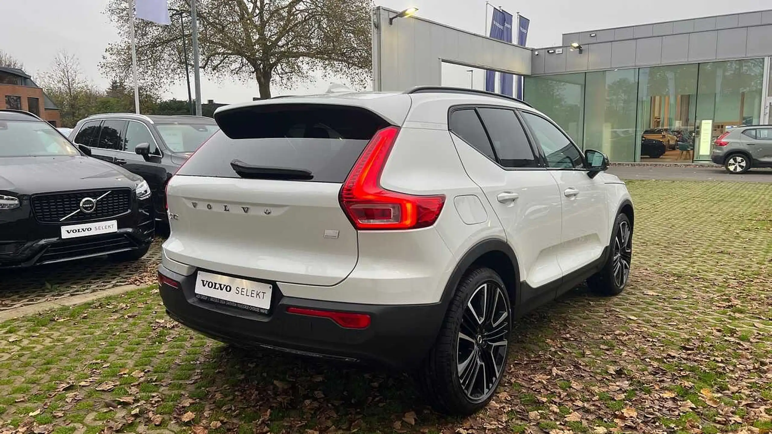 Volvo - XC40