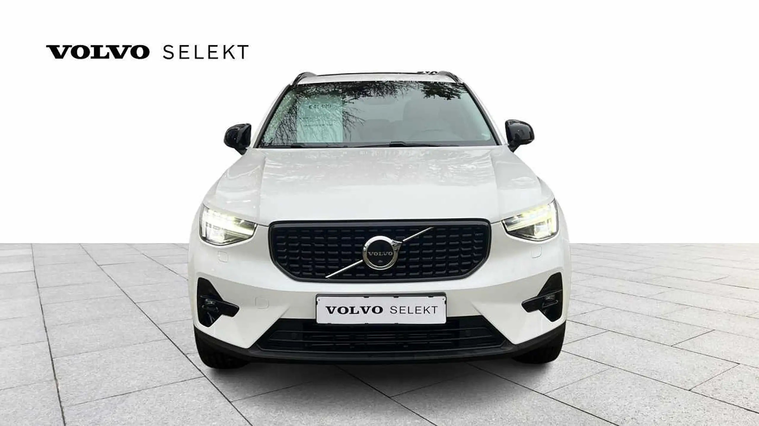 Volvo - XC40