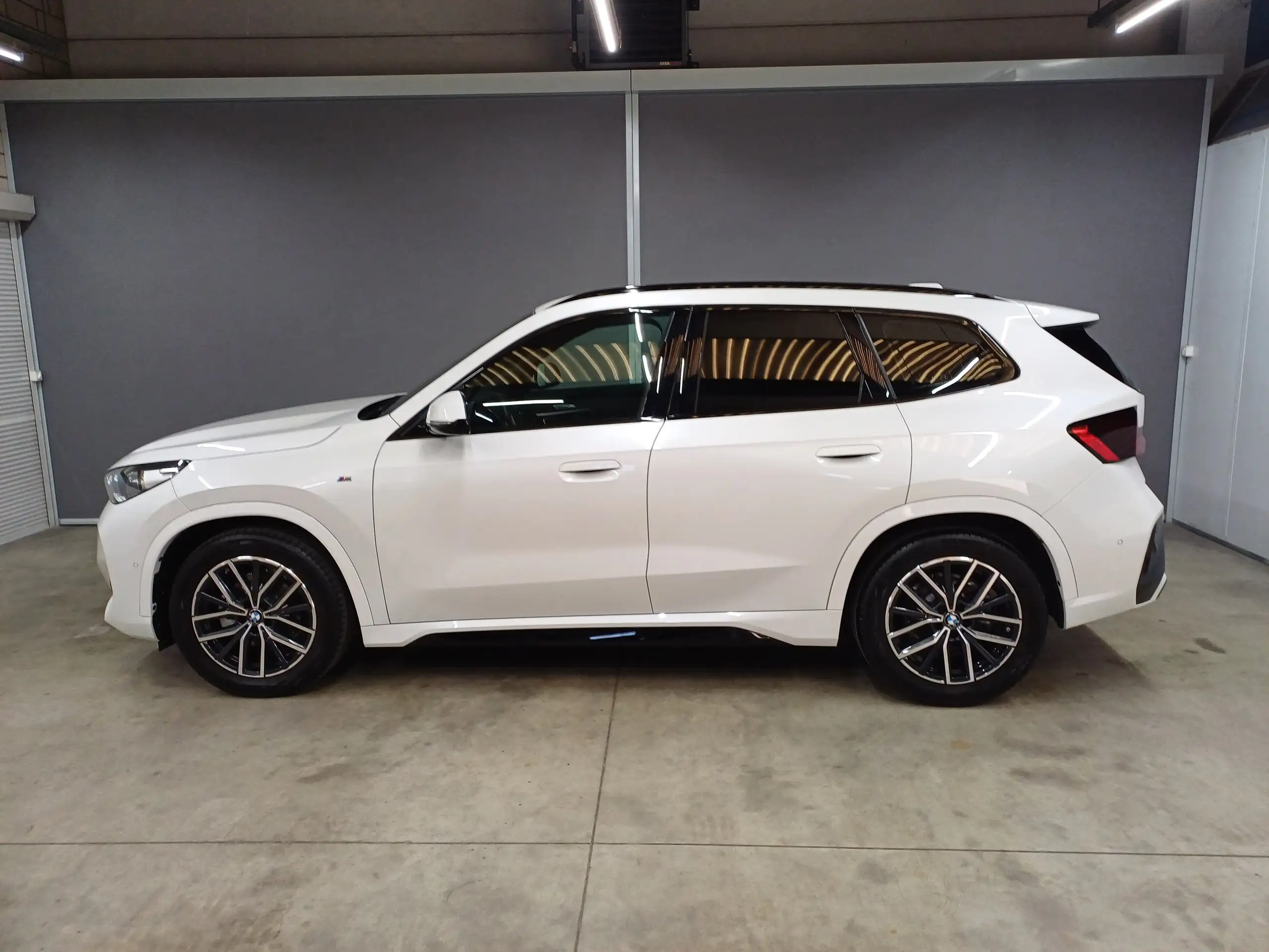 BMW - X1