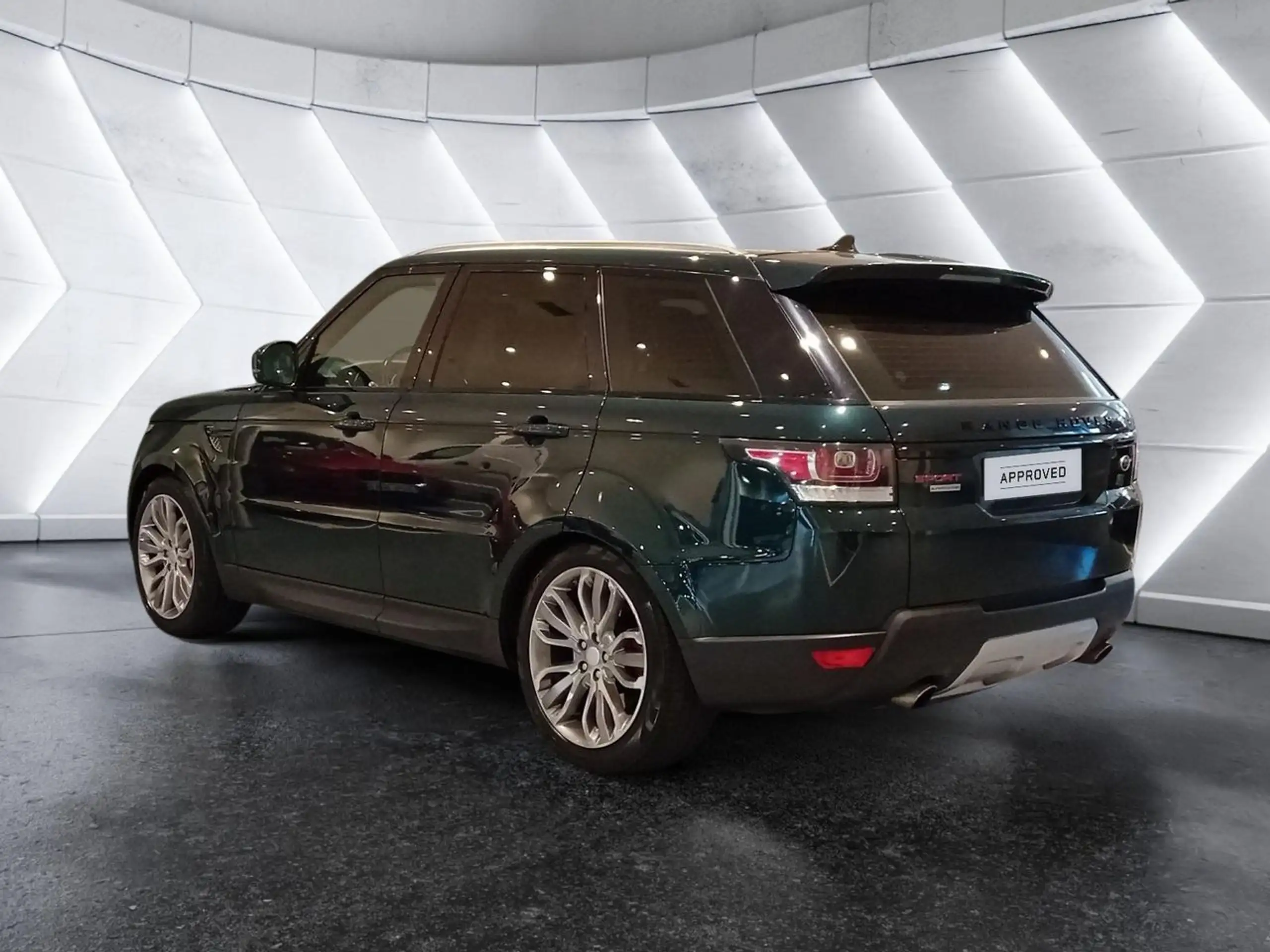 Land Rover - Range Rover Sport