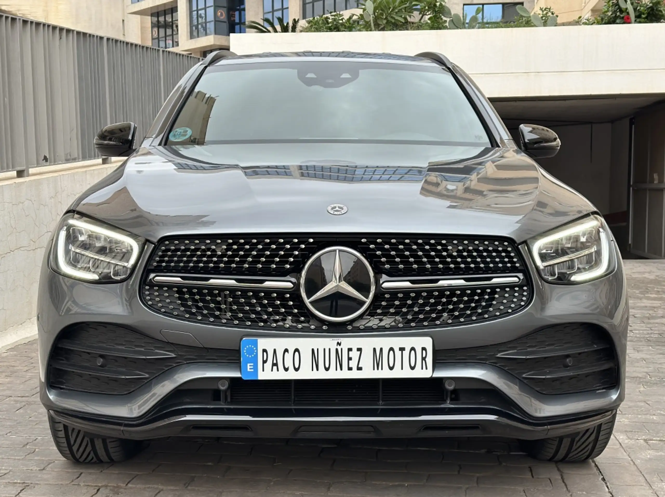 Mercedes-Benz - GLC 200