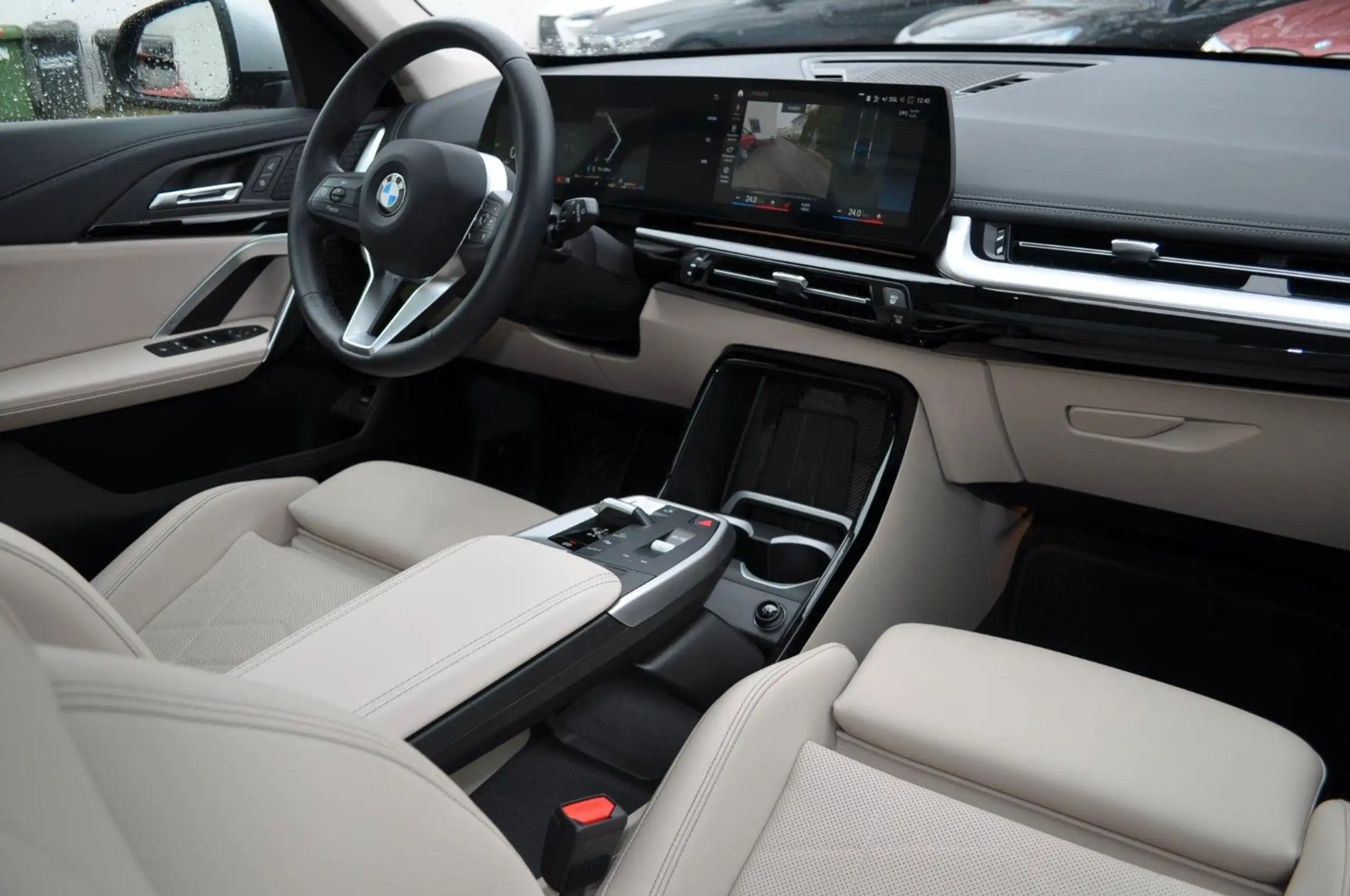 BMW - X1