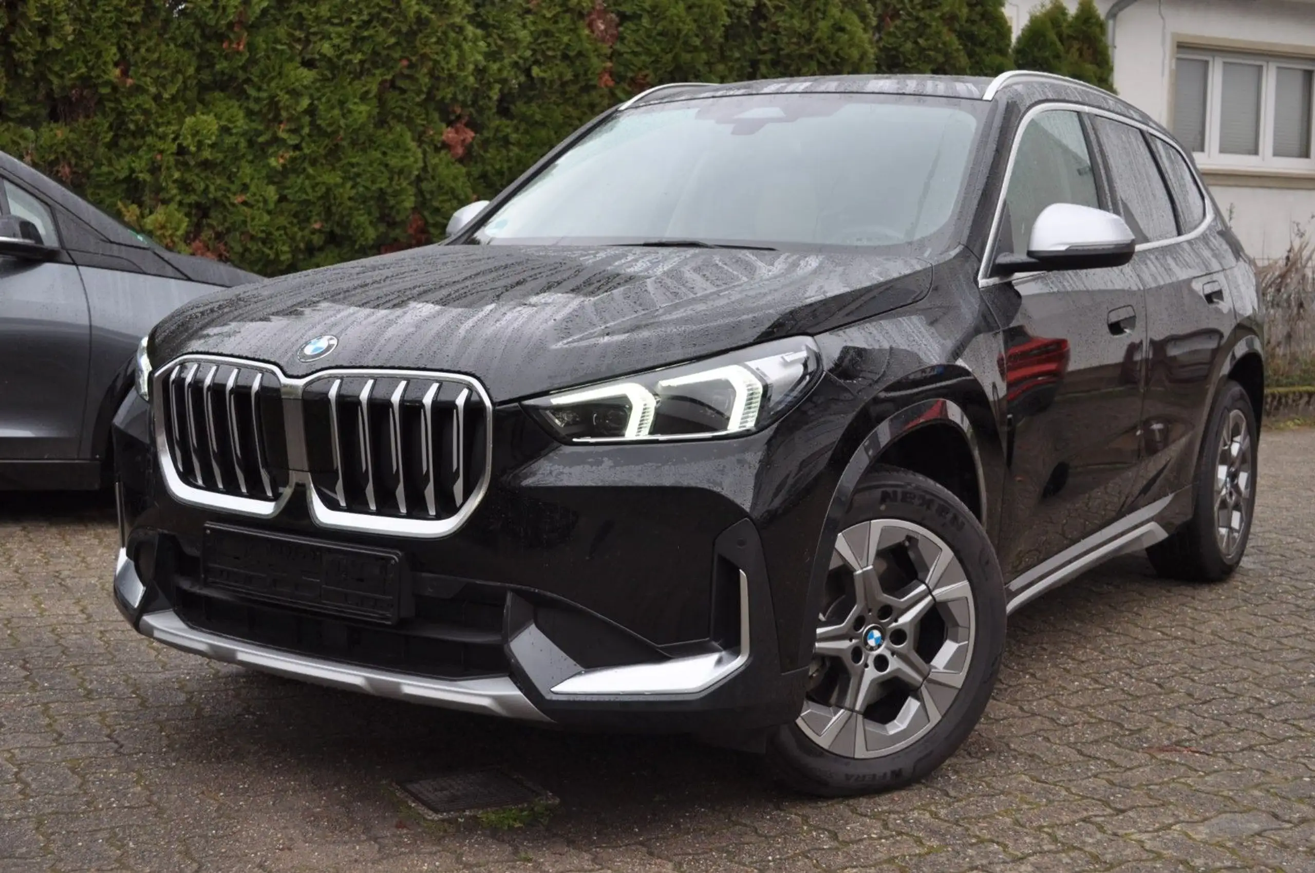 BMW - X1