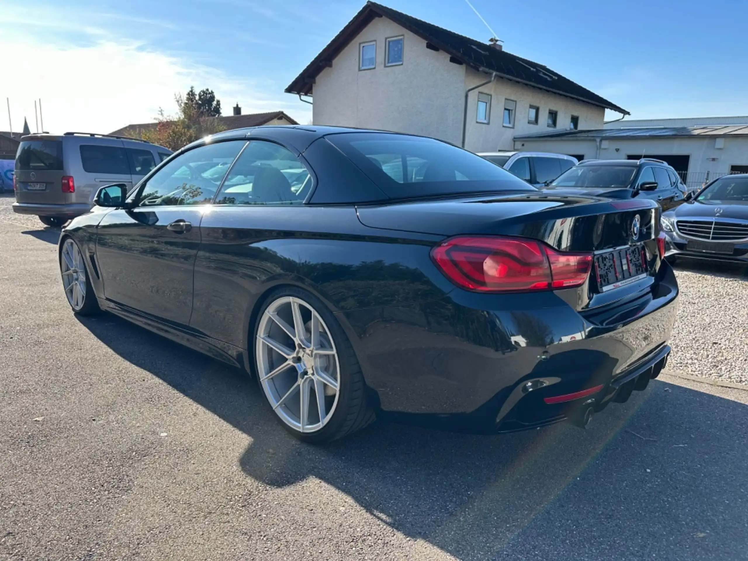 BMW - 440