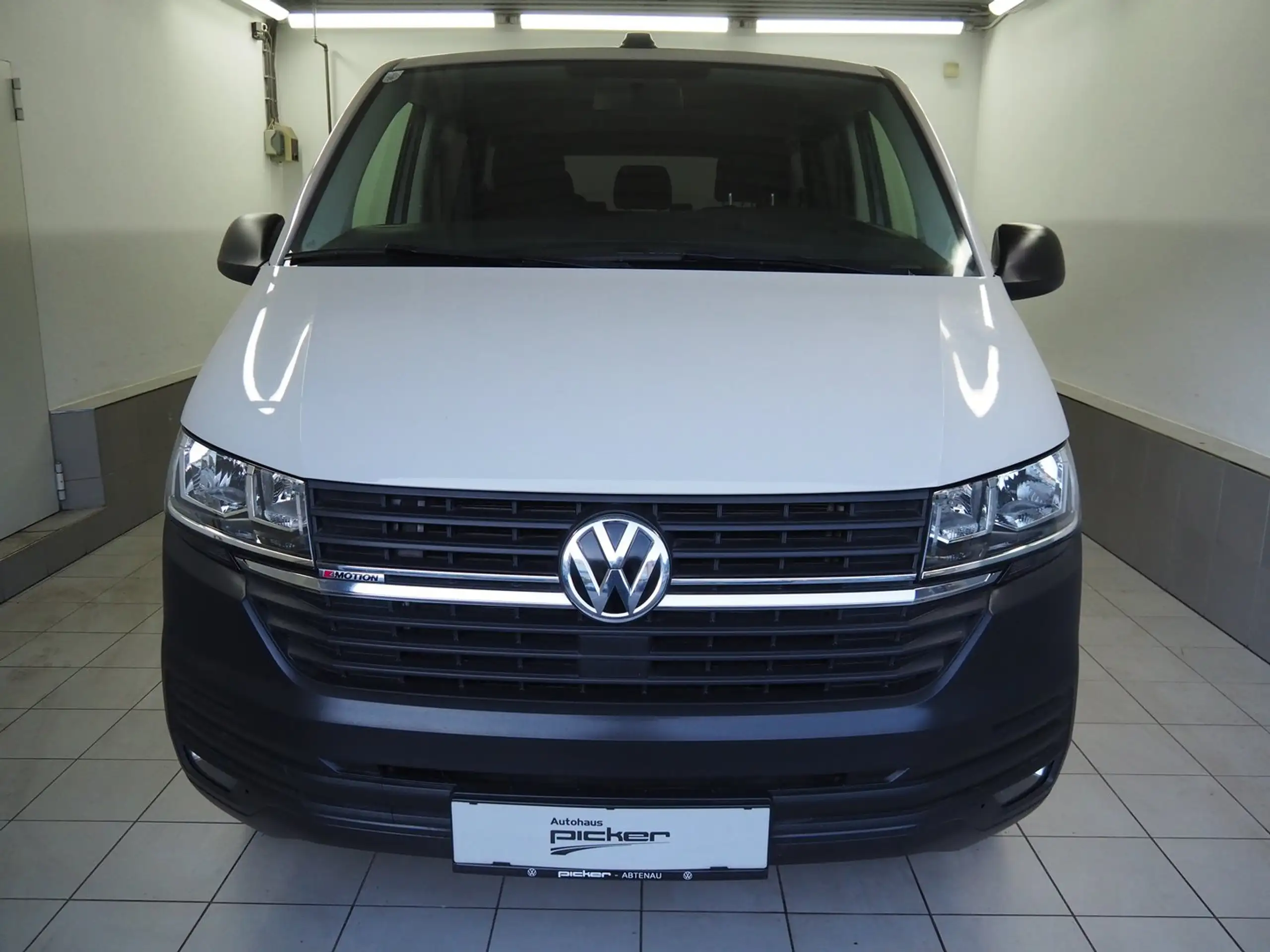 Volkswagen - T6.1 Transporter