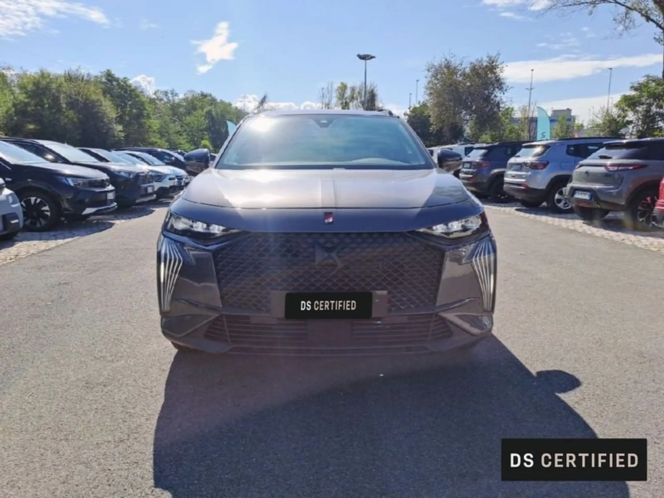 DS Automobiles - DS 7 Crossback