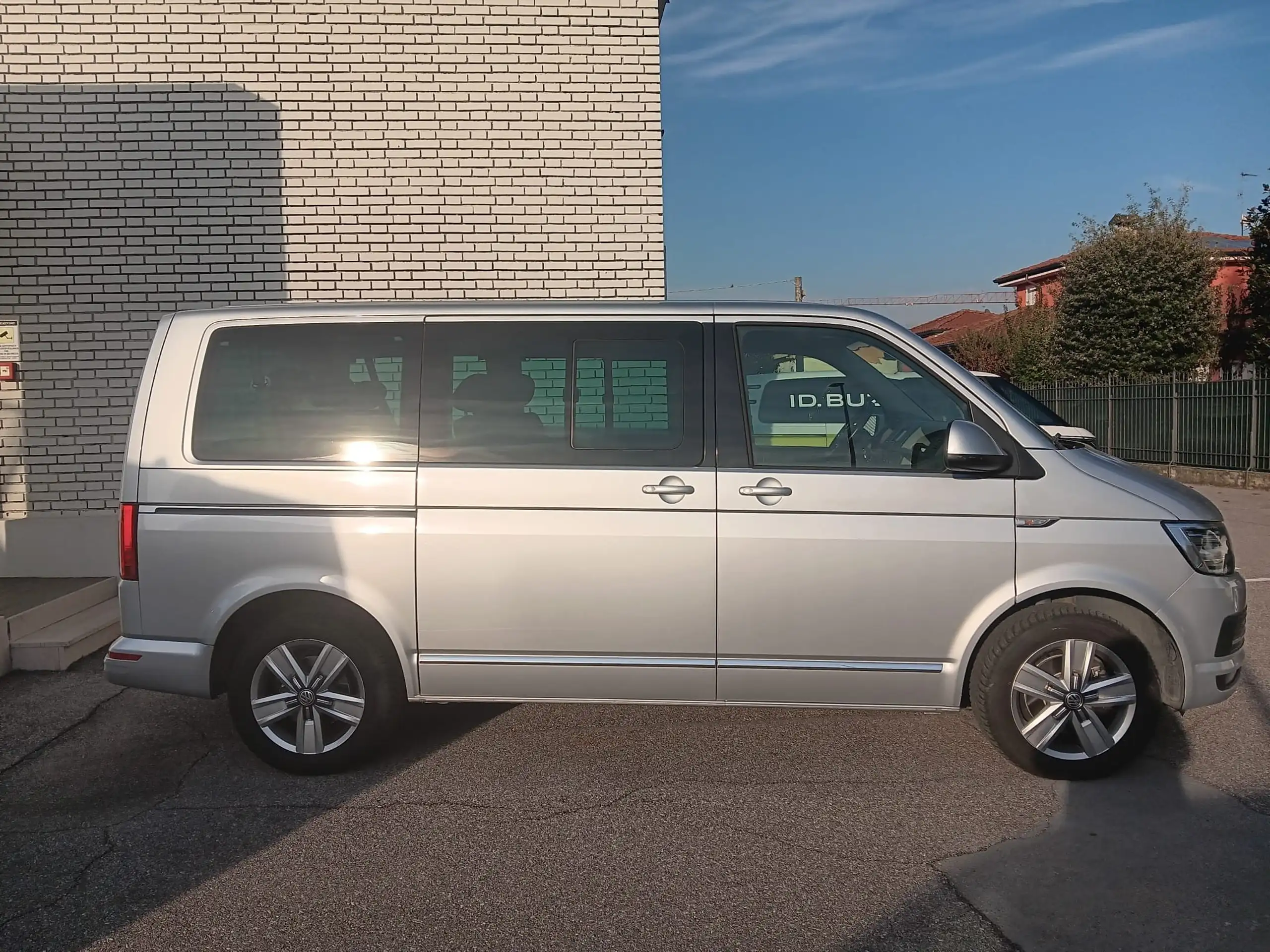 Volkswagen - T6 Caravelle