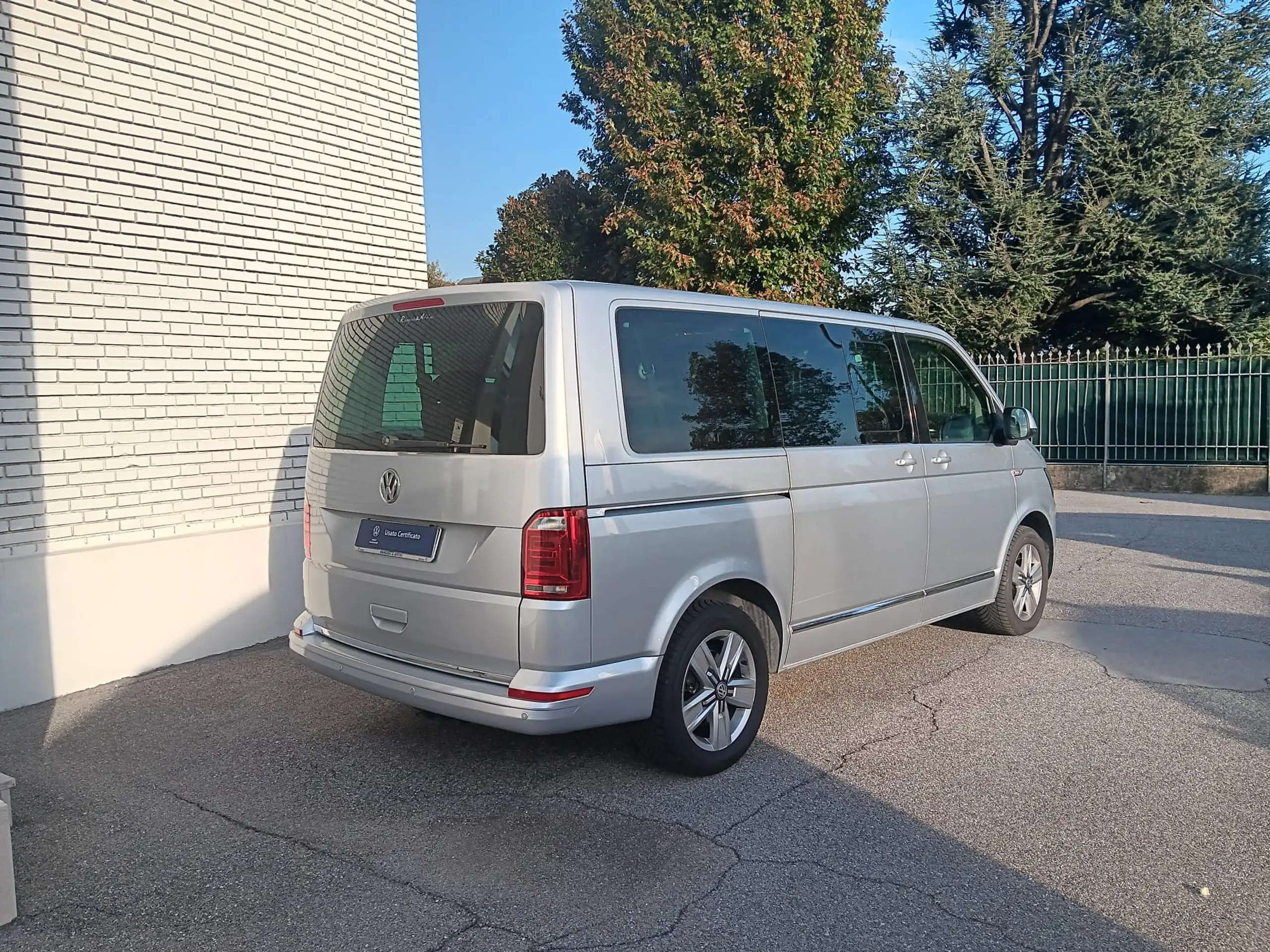 Volkswagen - T6 Caravelle