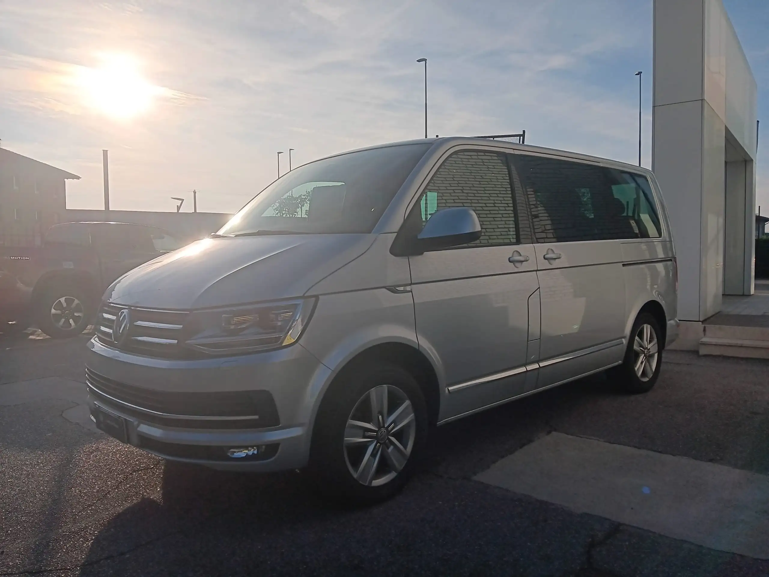 Volkswagen - T6 Caravelle