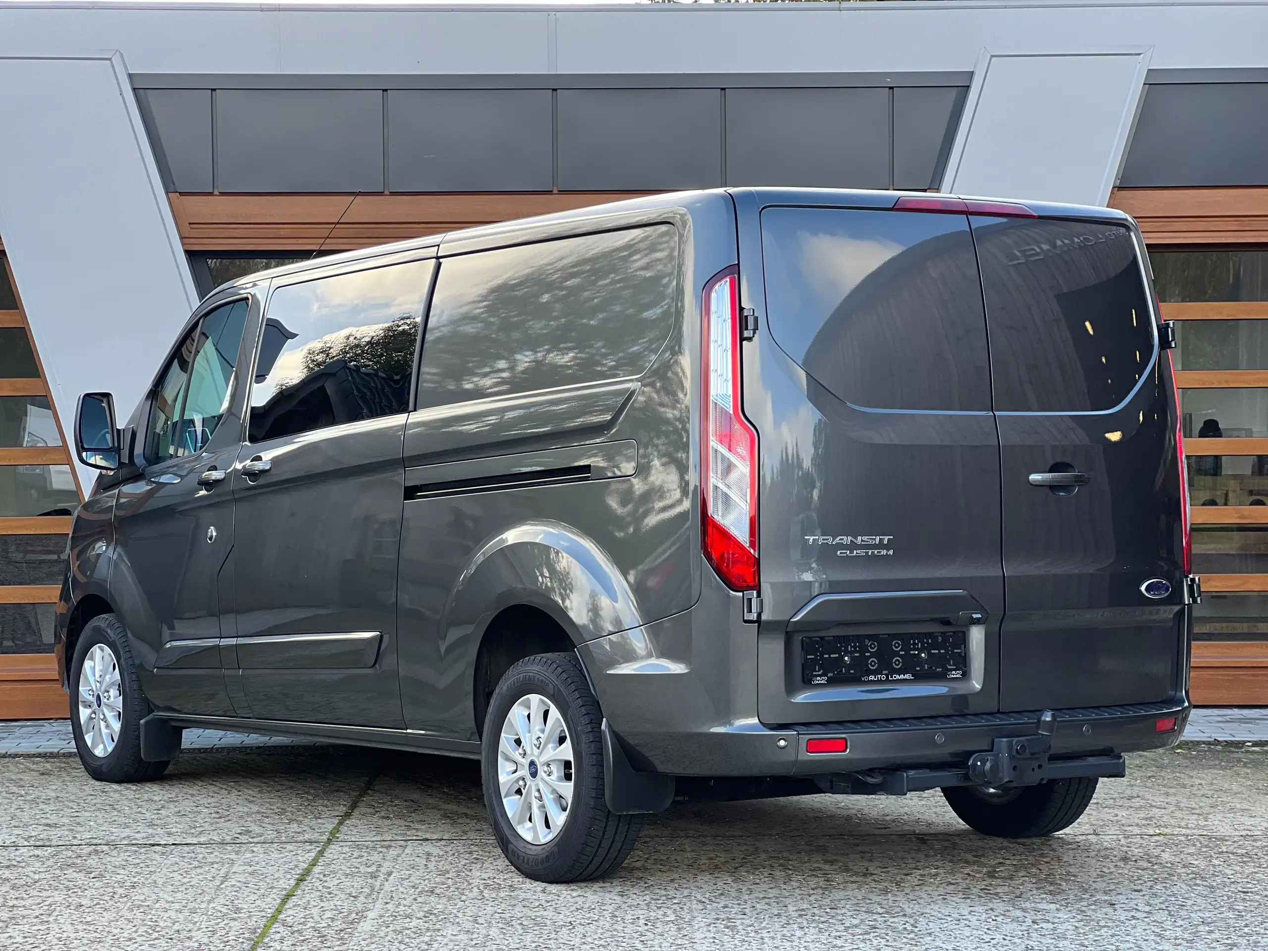 Ford - Transit Custom