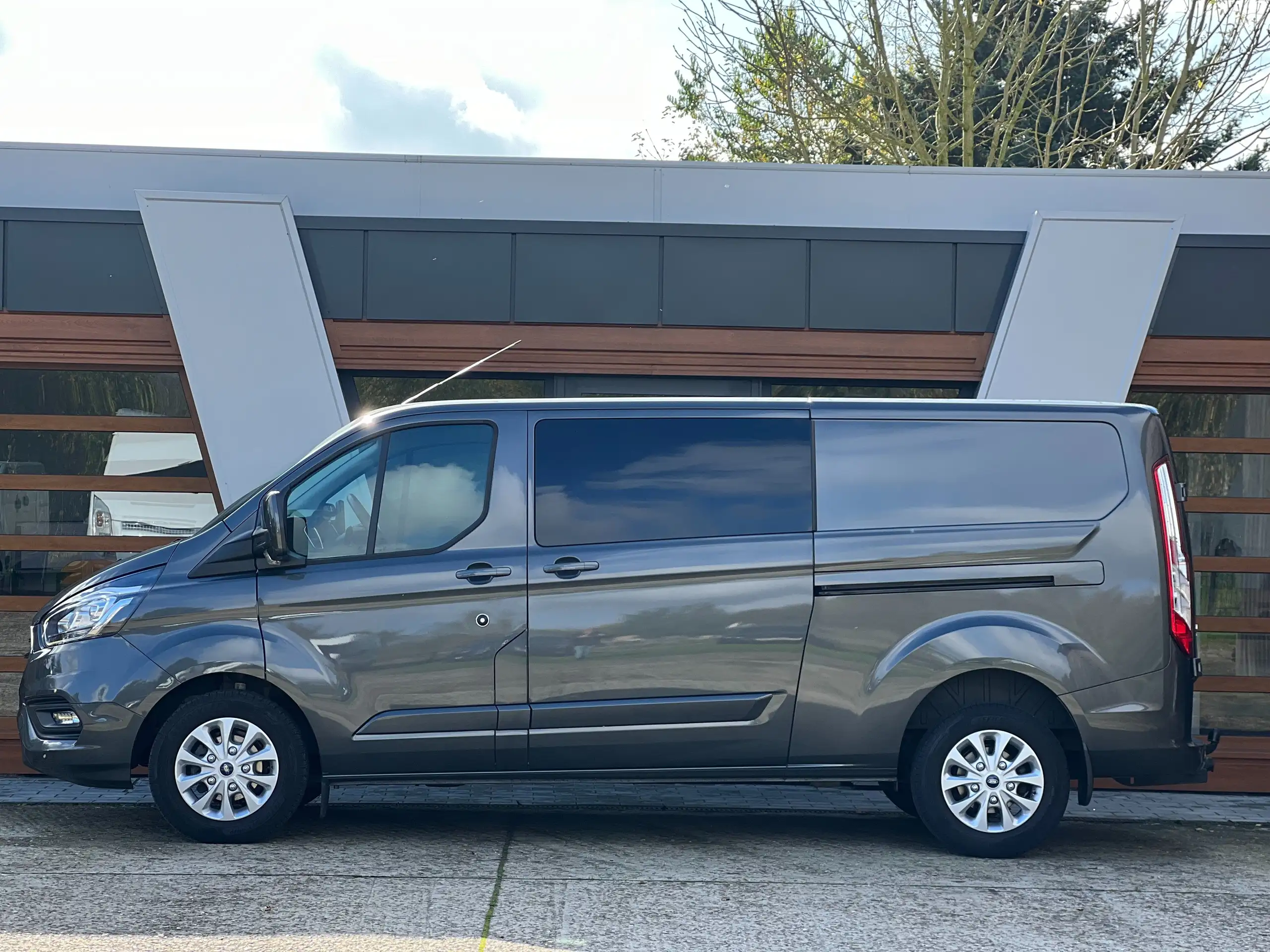 Ford - Transit Custom