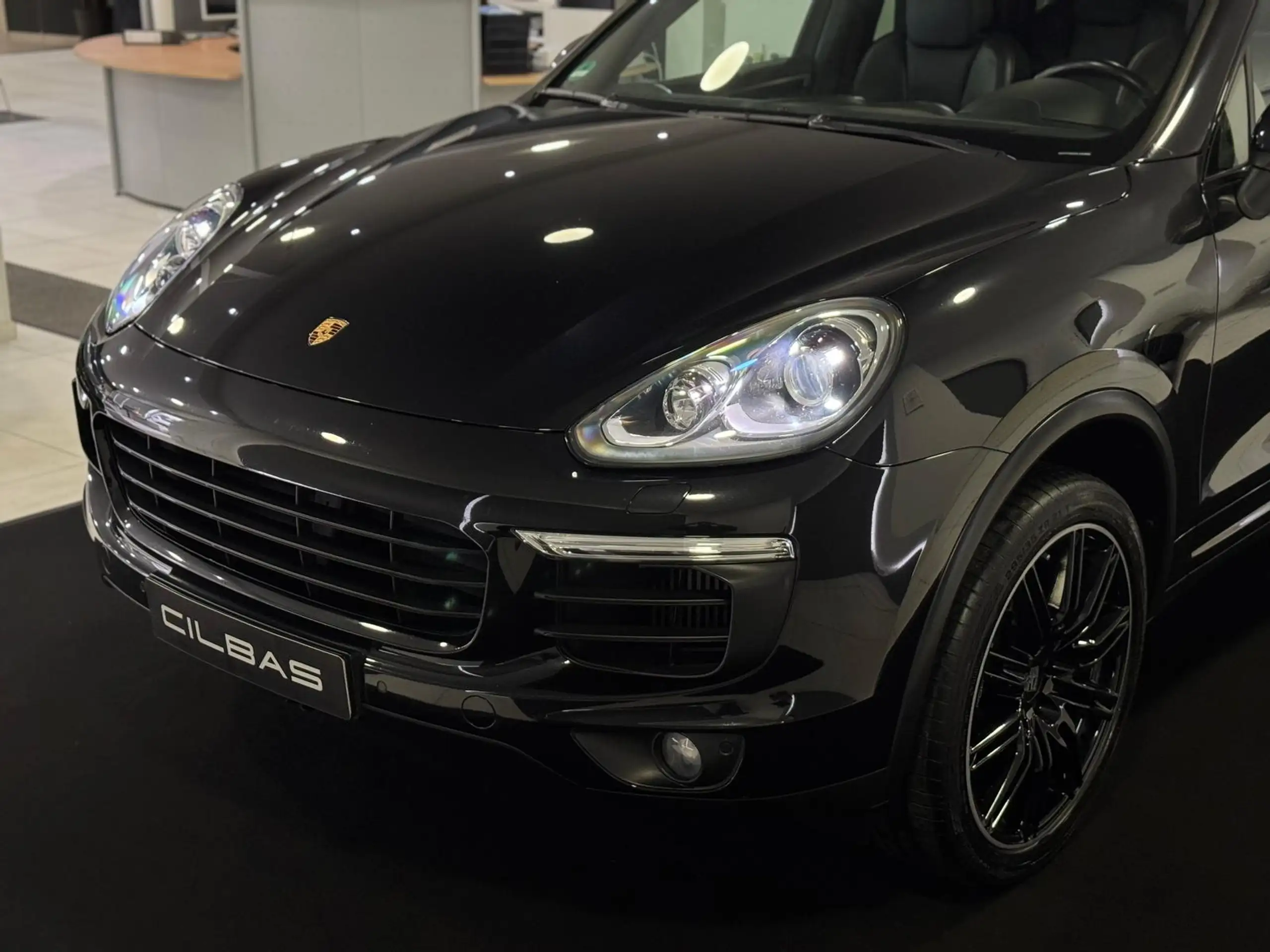 Porsche - Cayenne