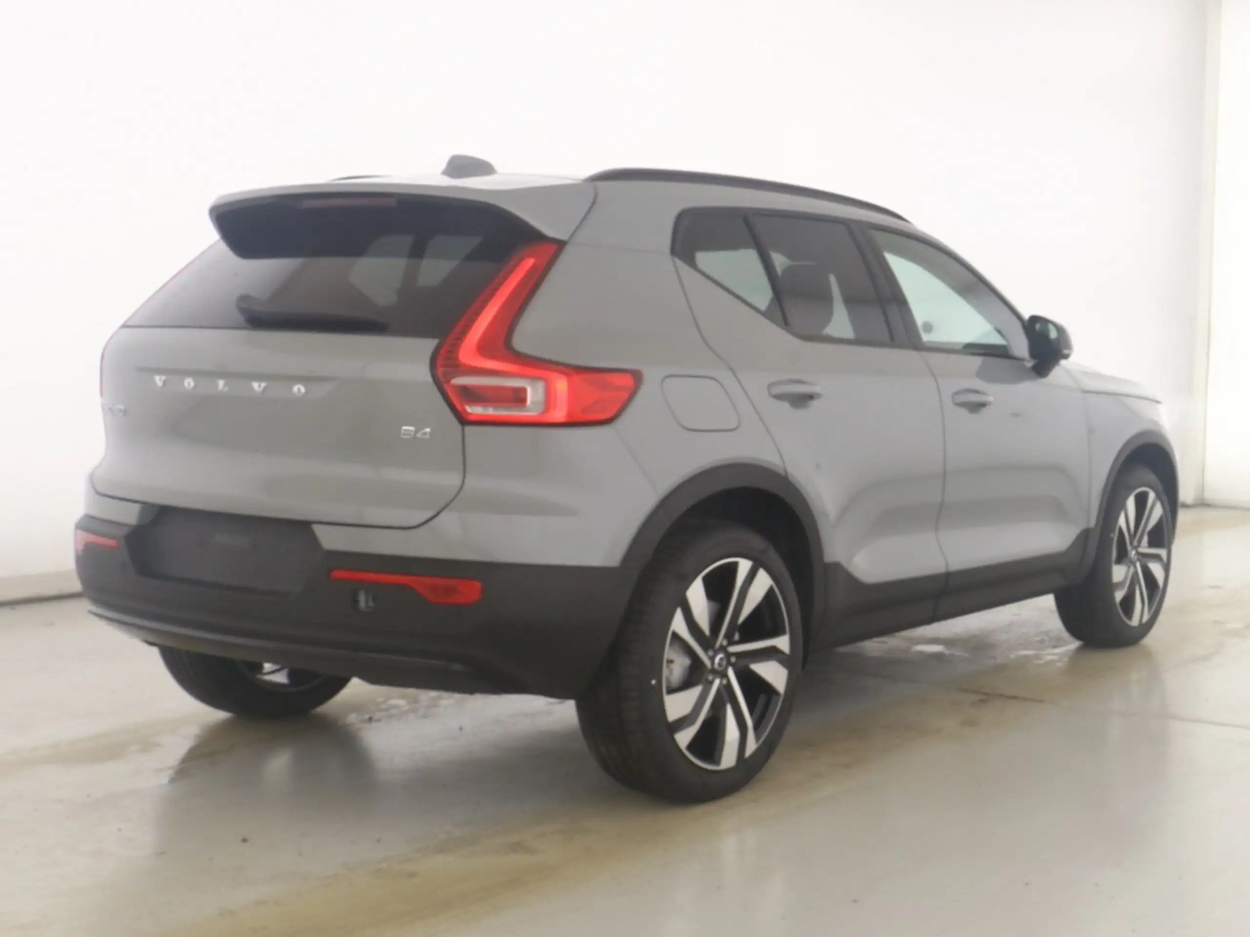 Volvo - XC40