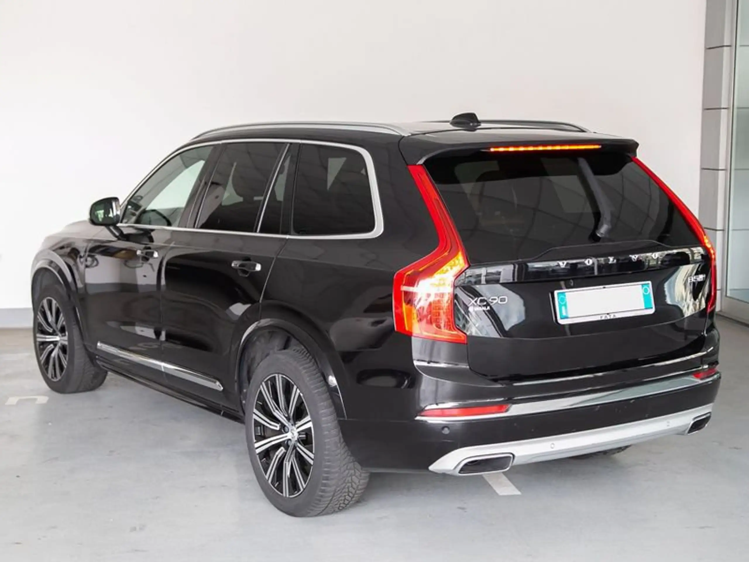 Volvo - XC90