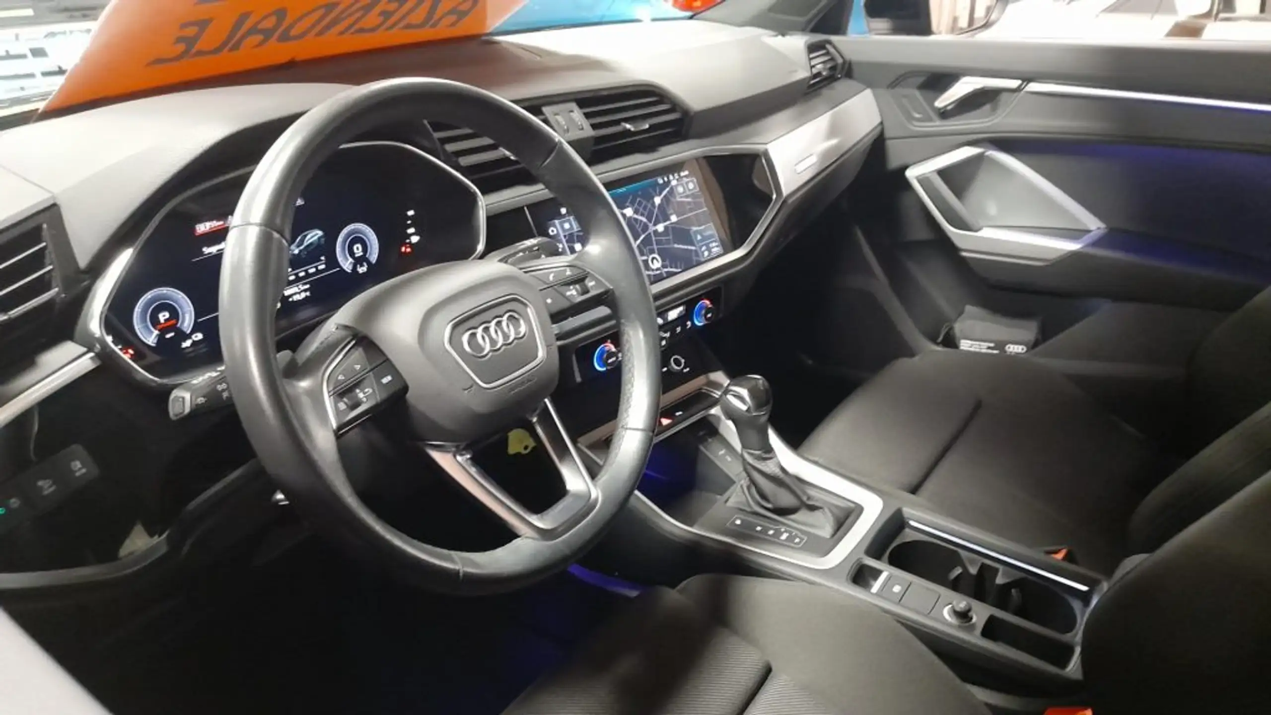 Audi - Q3