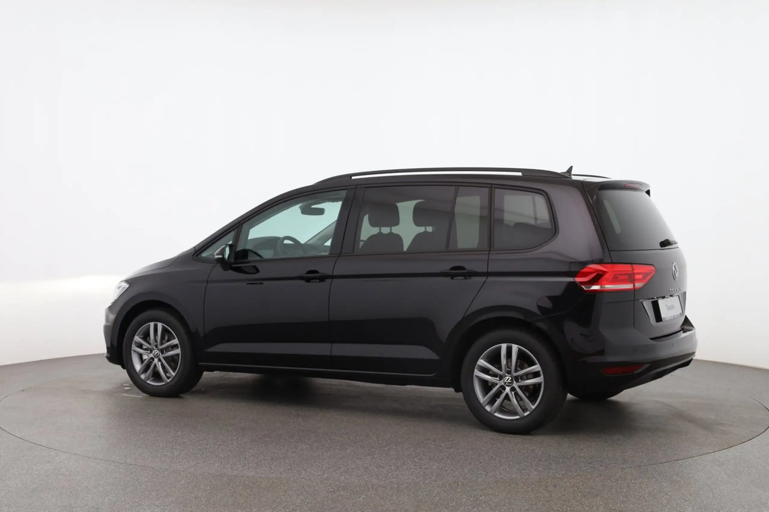 Volkswagen - Touran