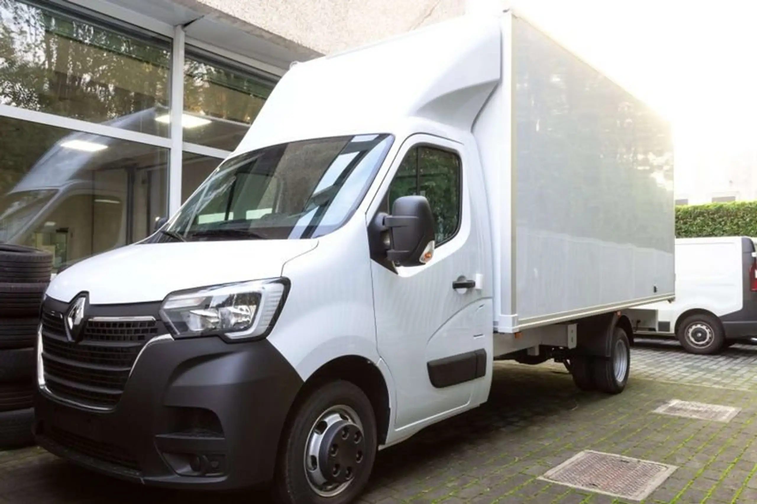 Renault Master 2023