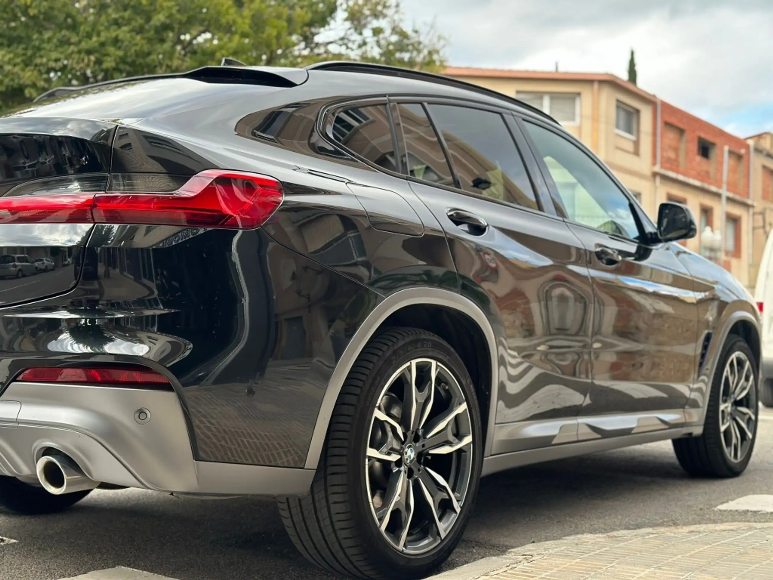 BMW - X4