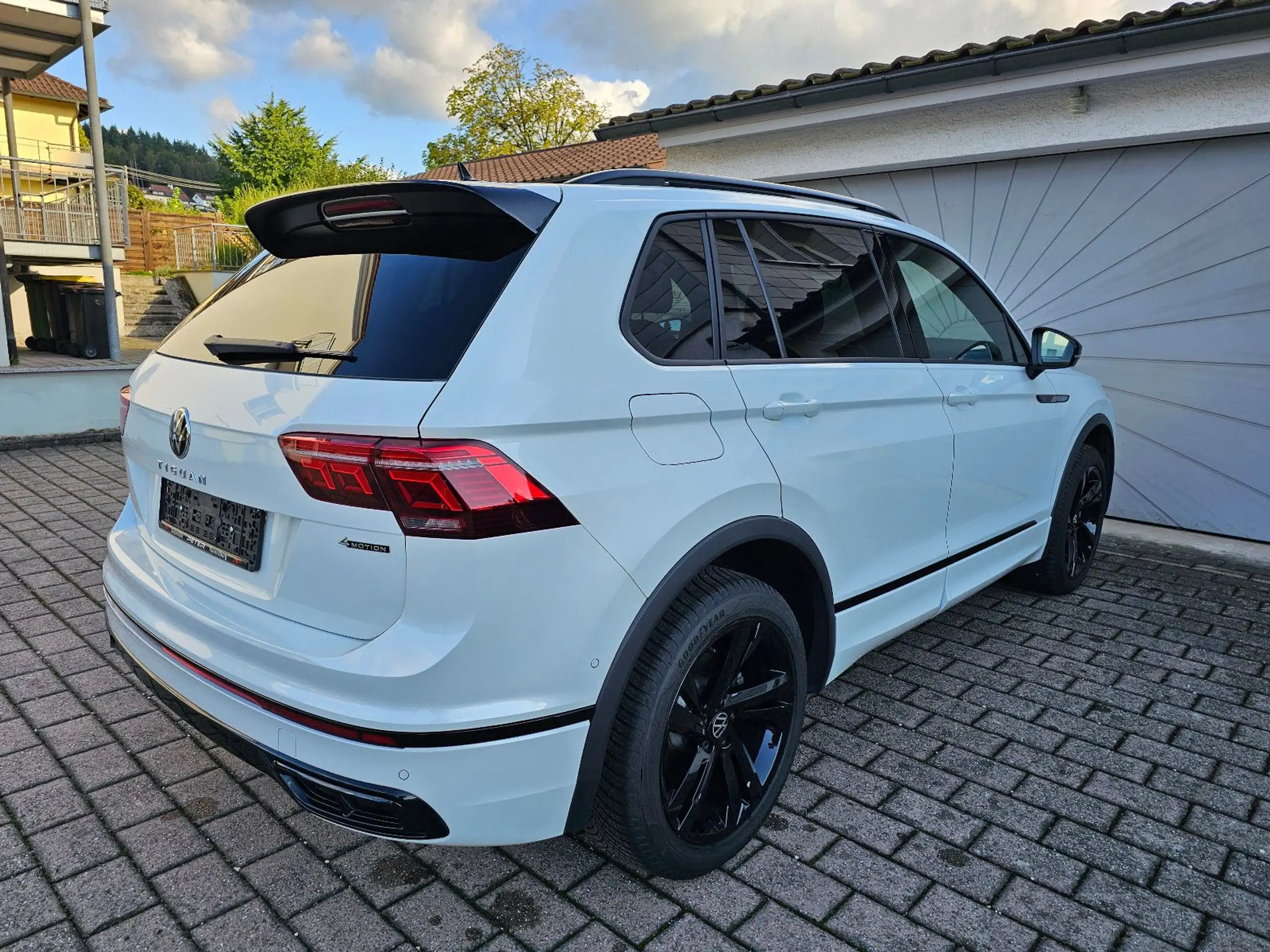 Volkswagen - Tiguan