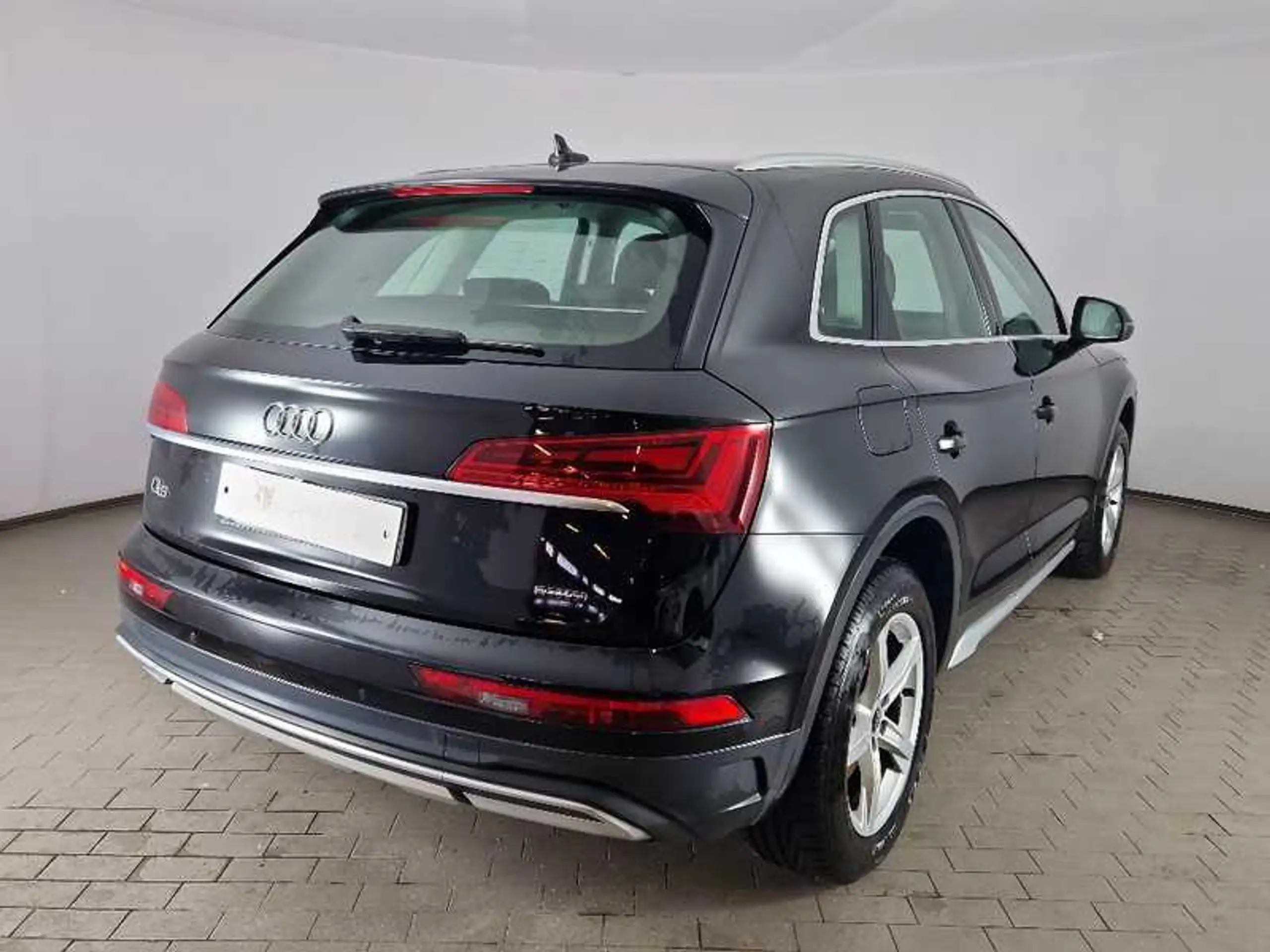 Audi - Q5