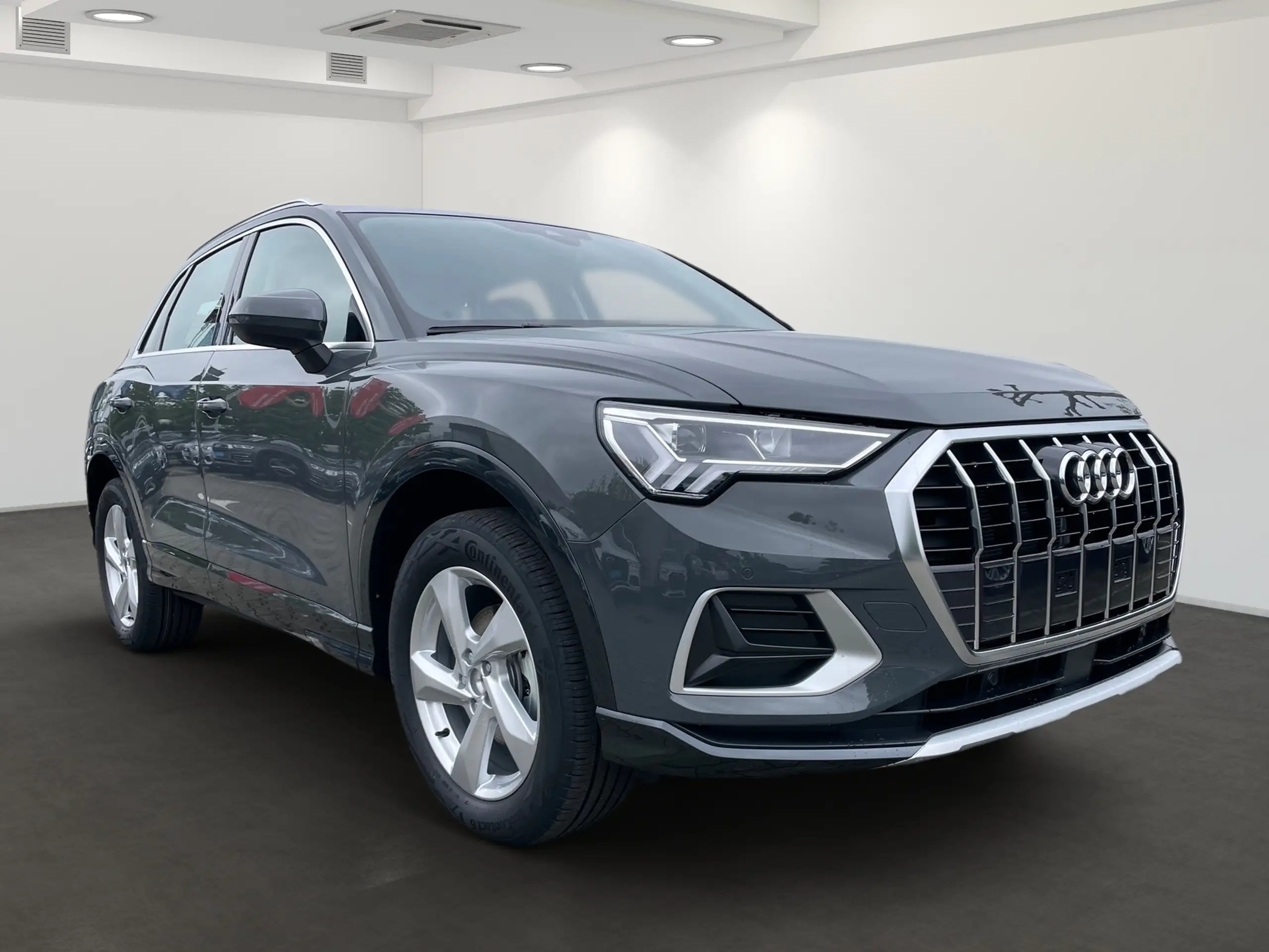 Audi - Q3