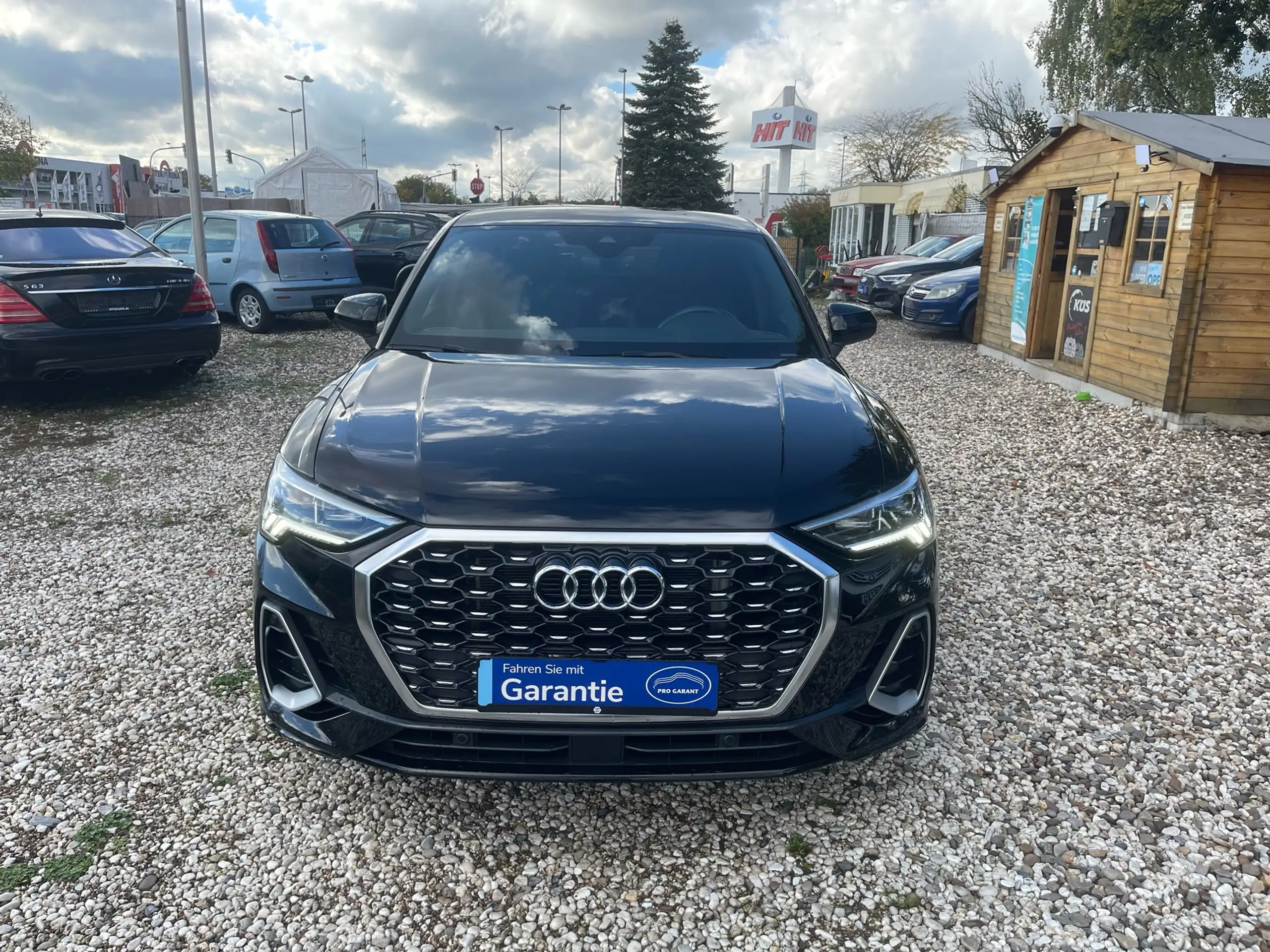 Audi - Q3