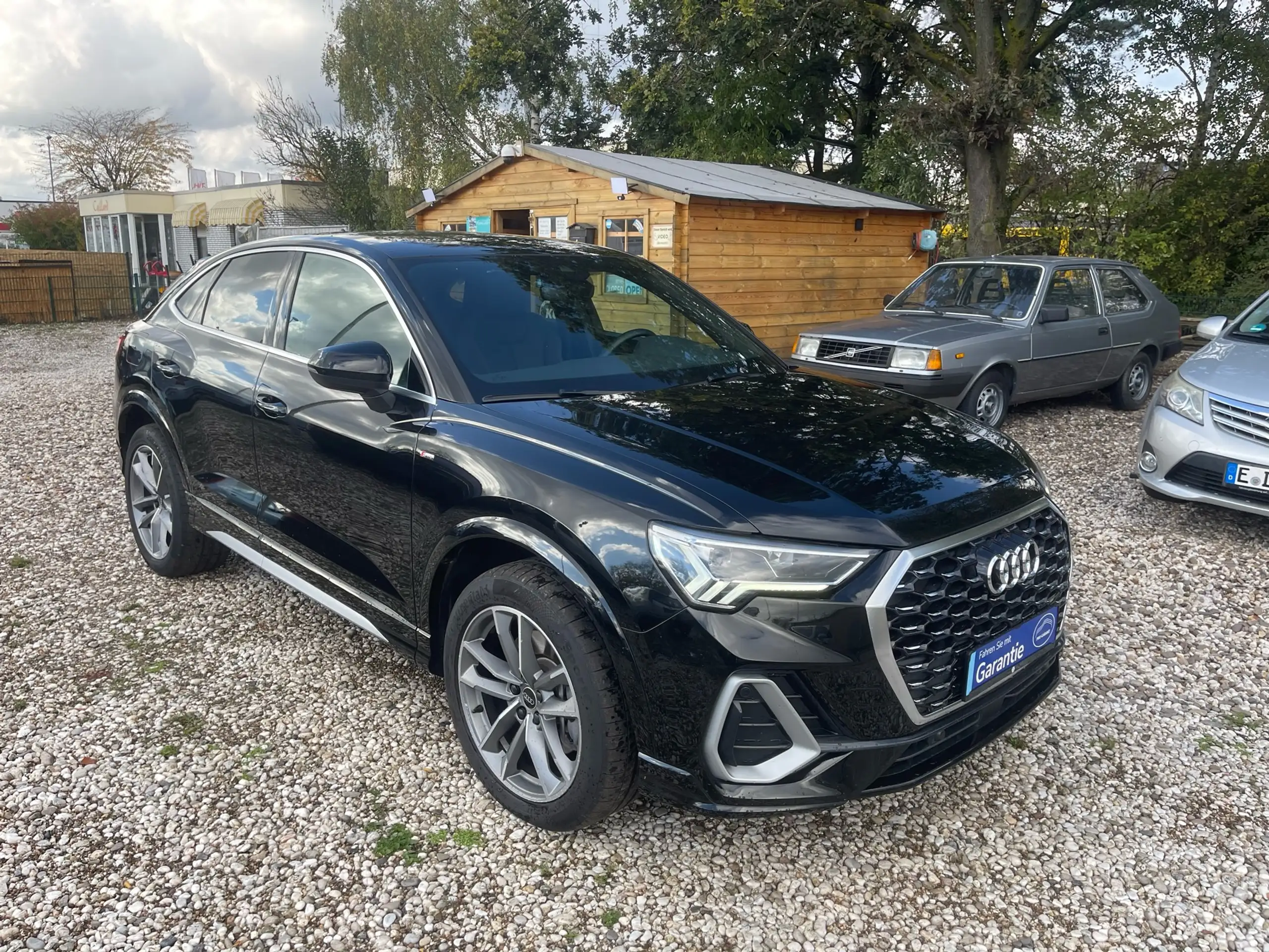 Audi - Q3