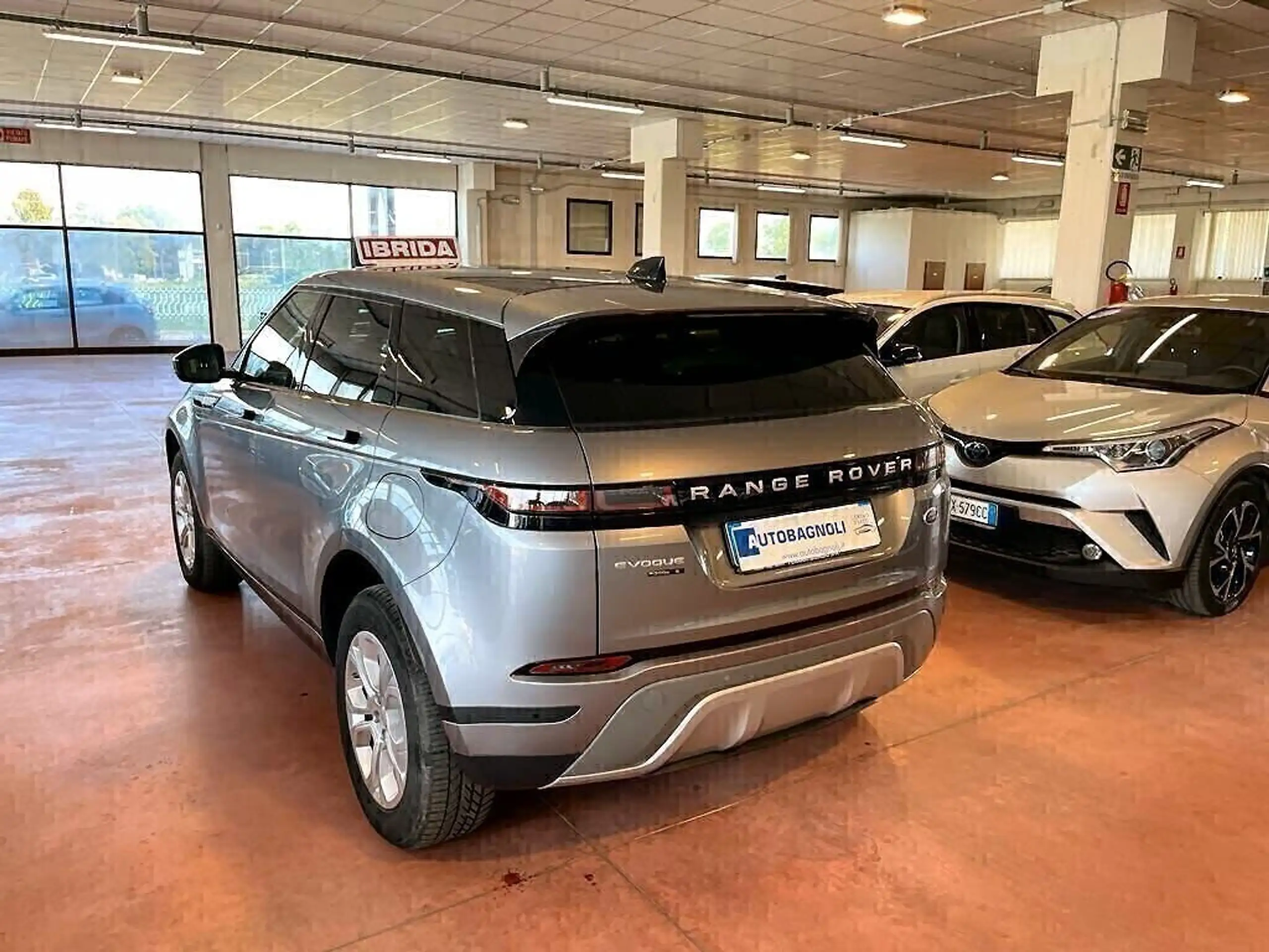 Land Rover - Range Rover Evoque