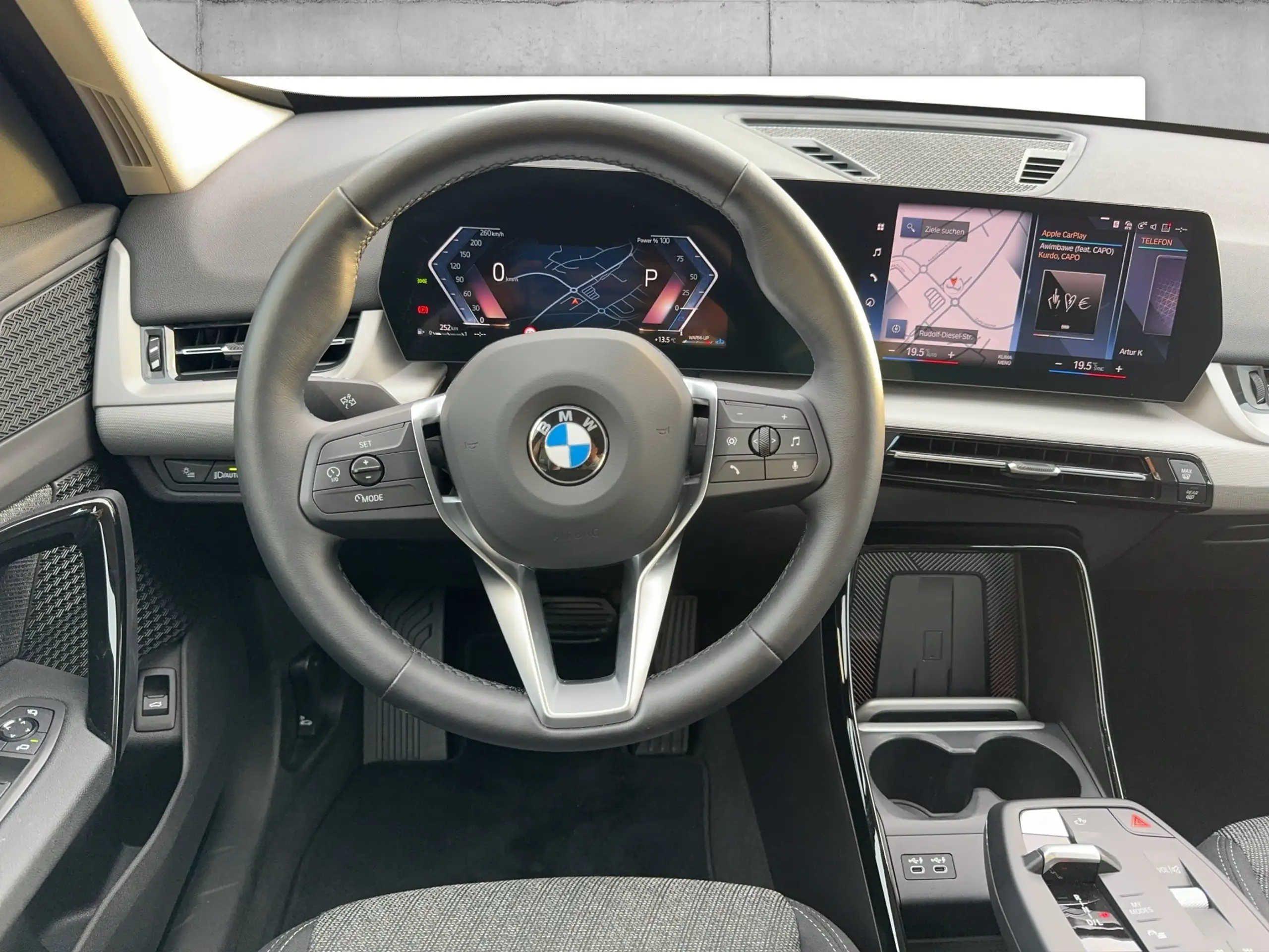 BMW - X1