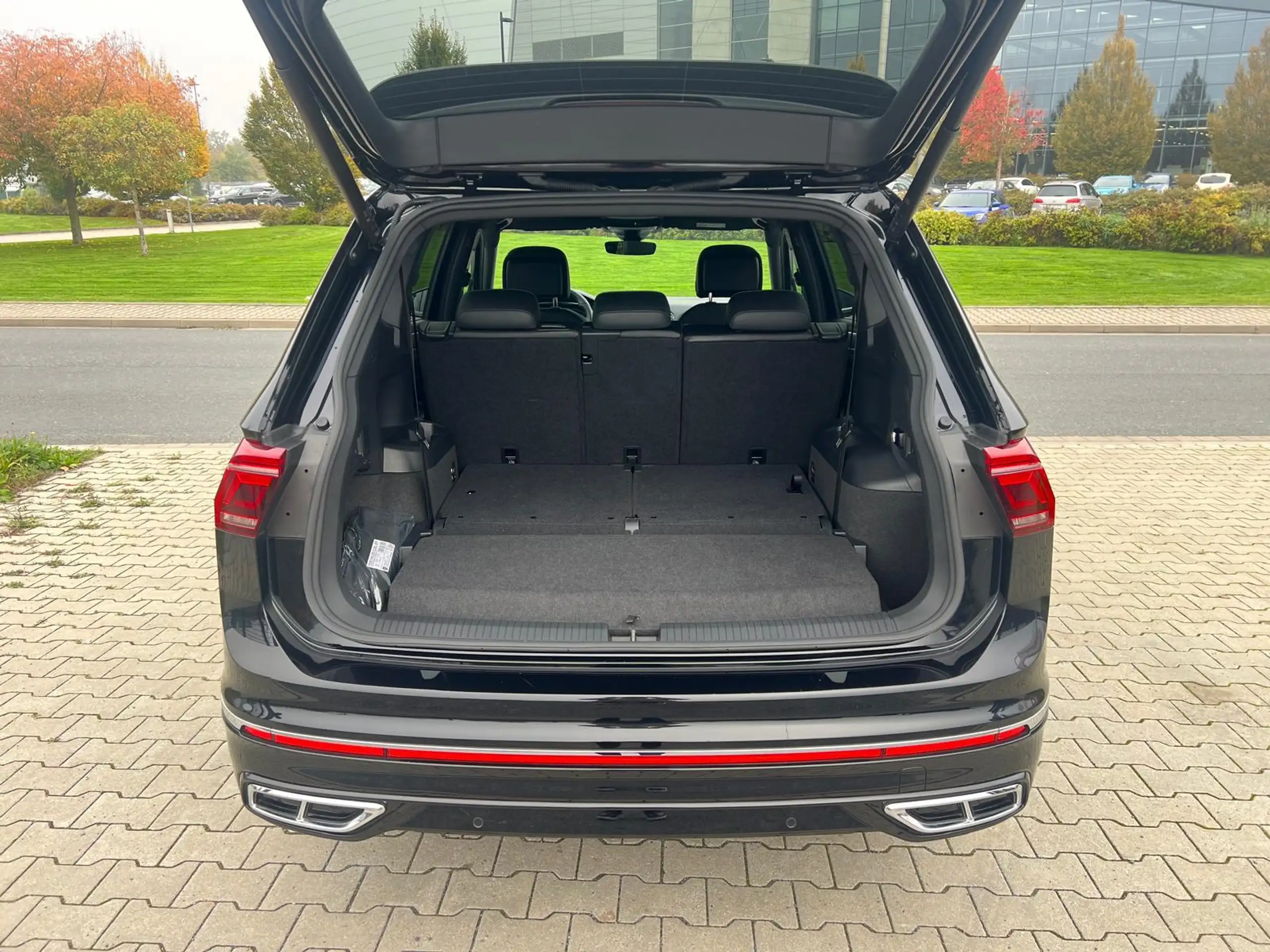 Volkswagen - Tiguan Allspace