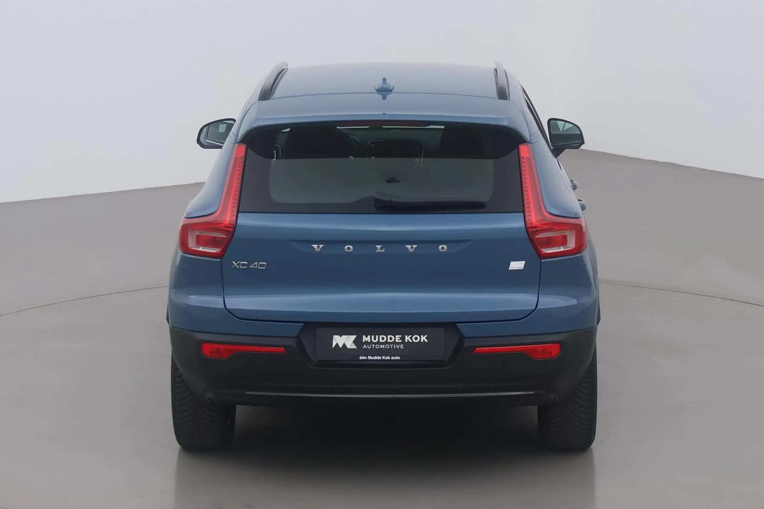 Volvo - XC40