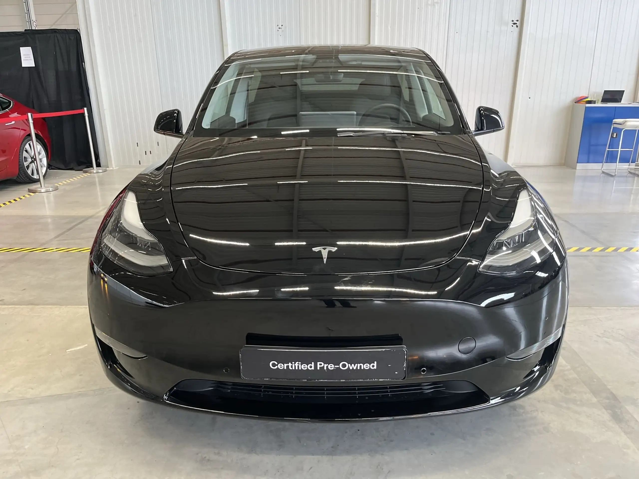 Tesla - Model Y