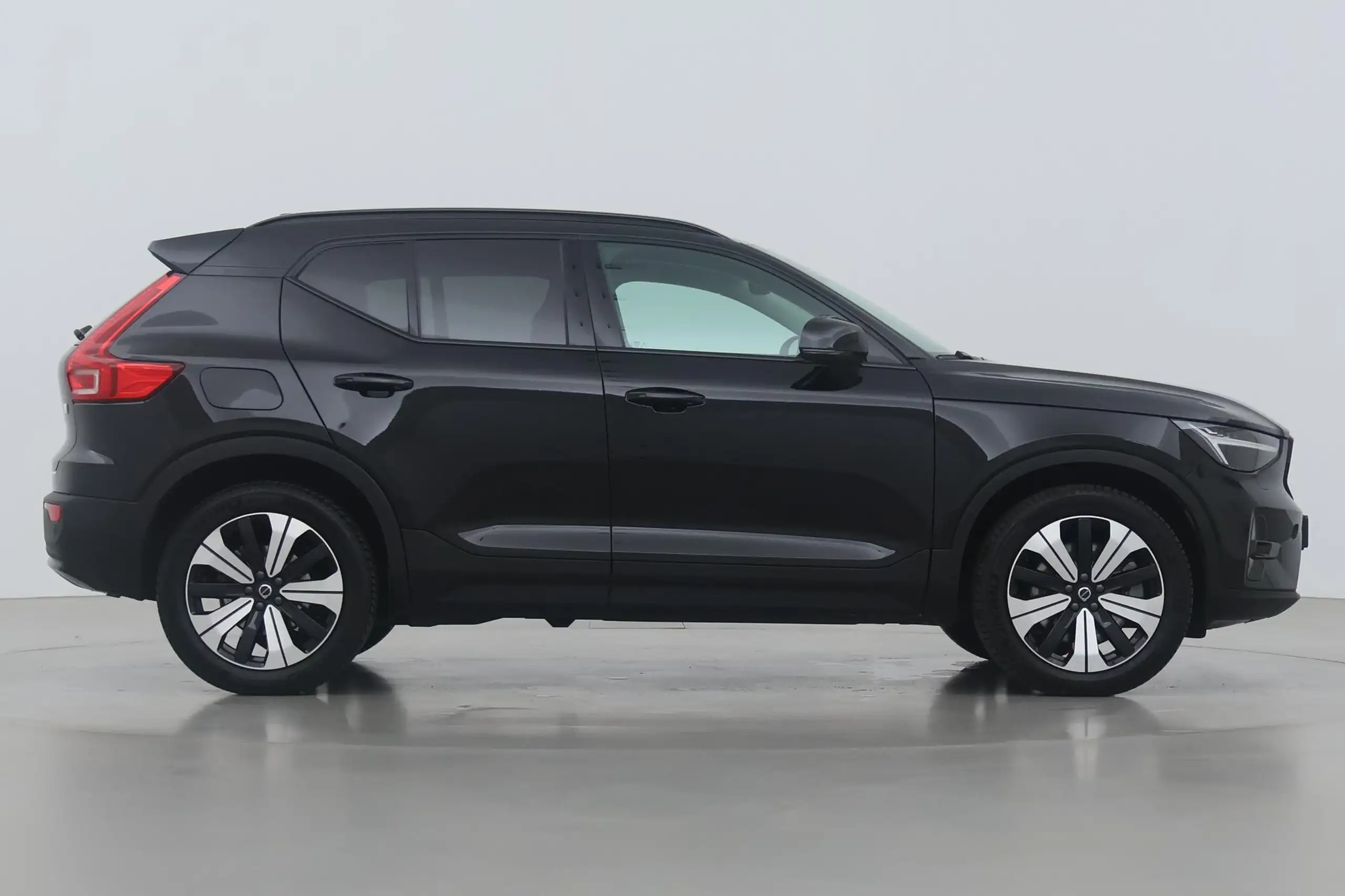 Volvo - XC40