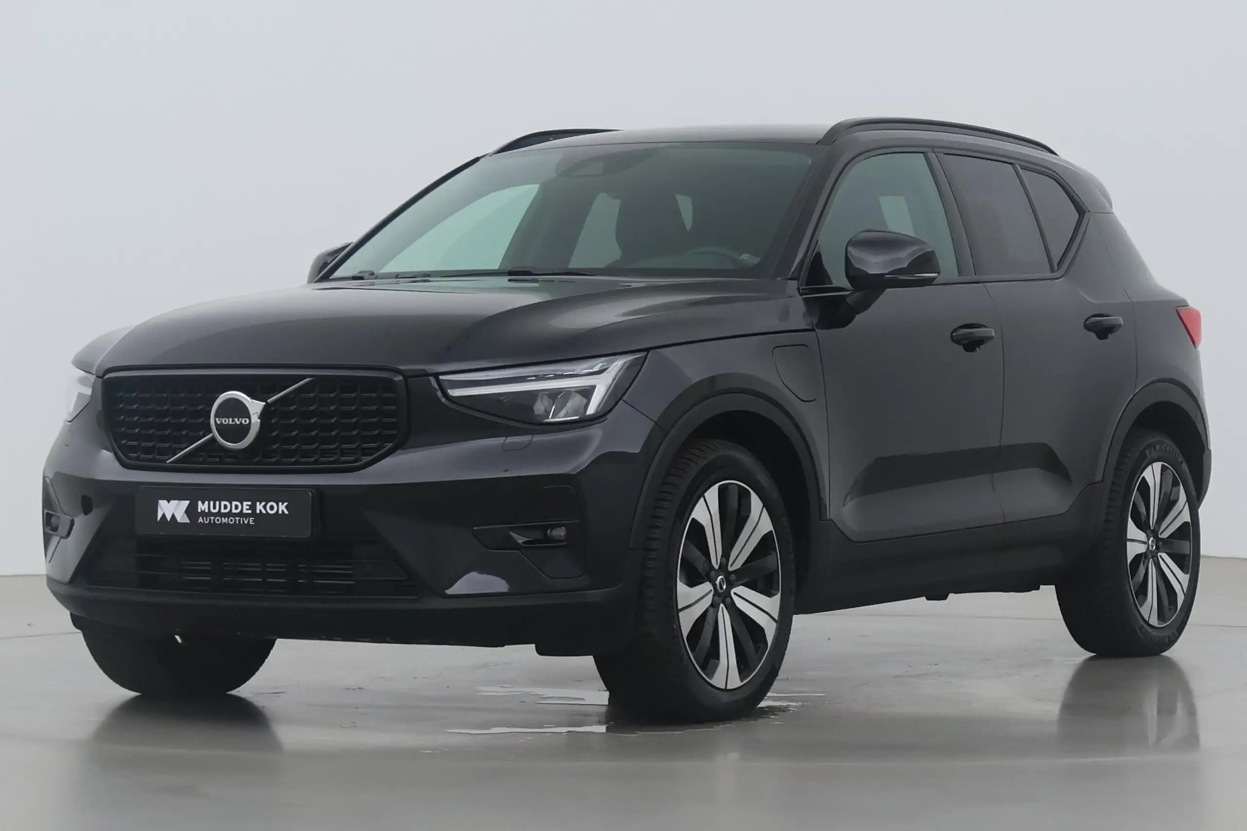 Volvo - XC40