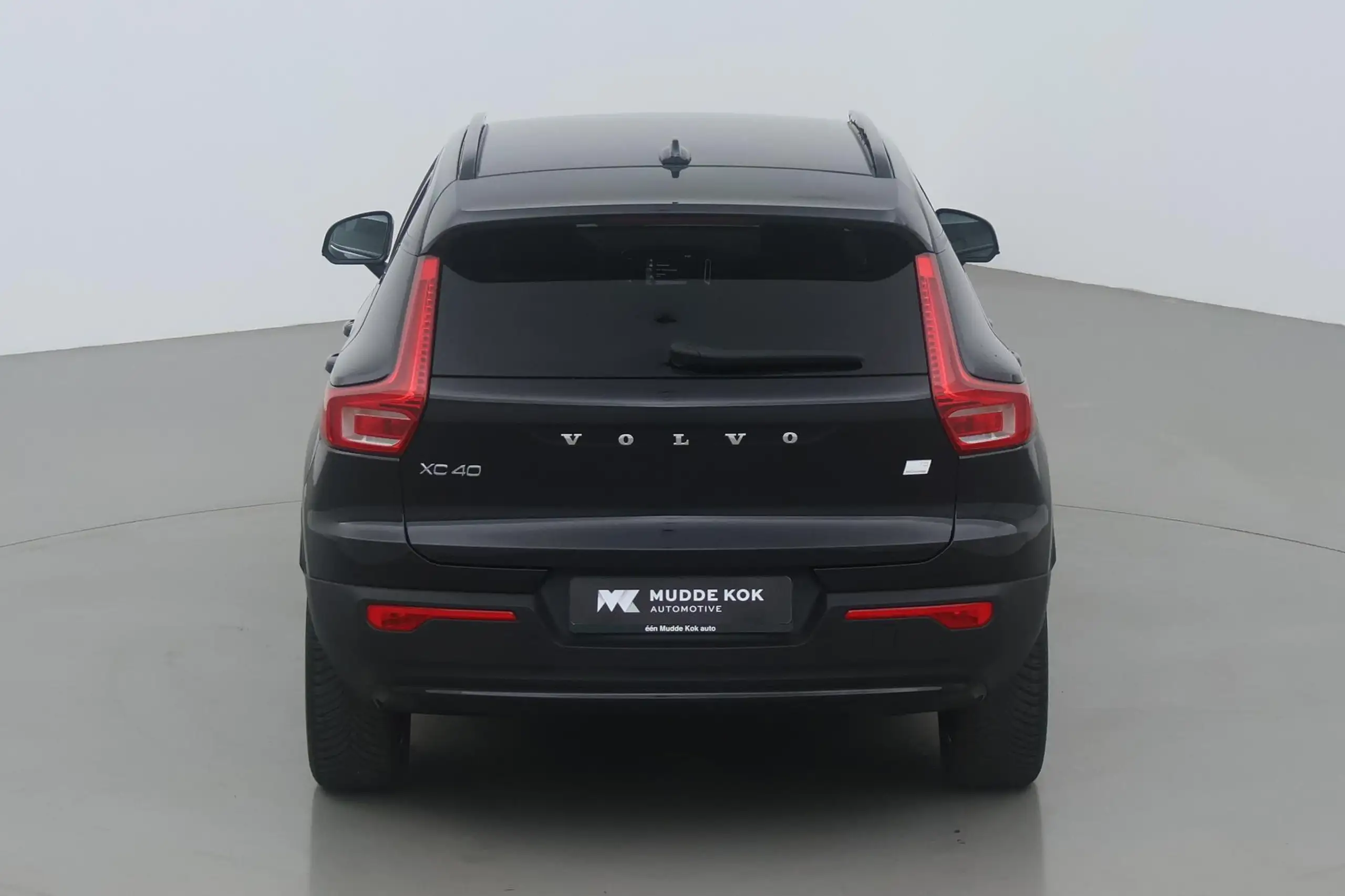 Volvo - XC40