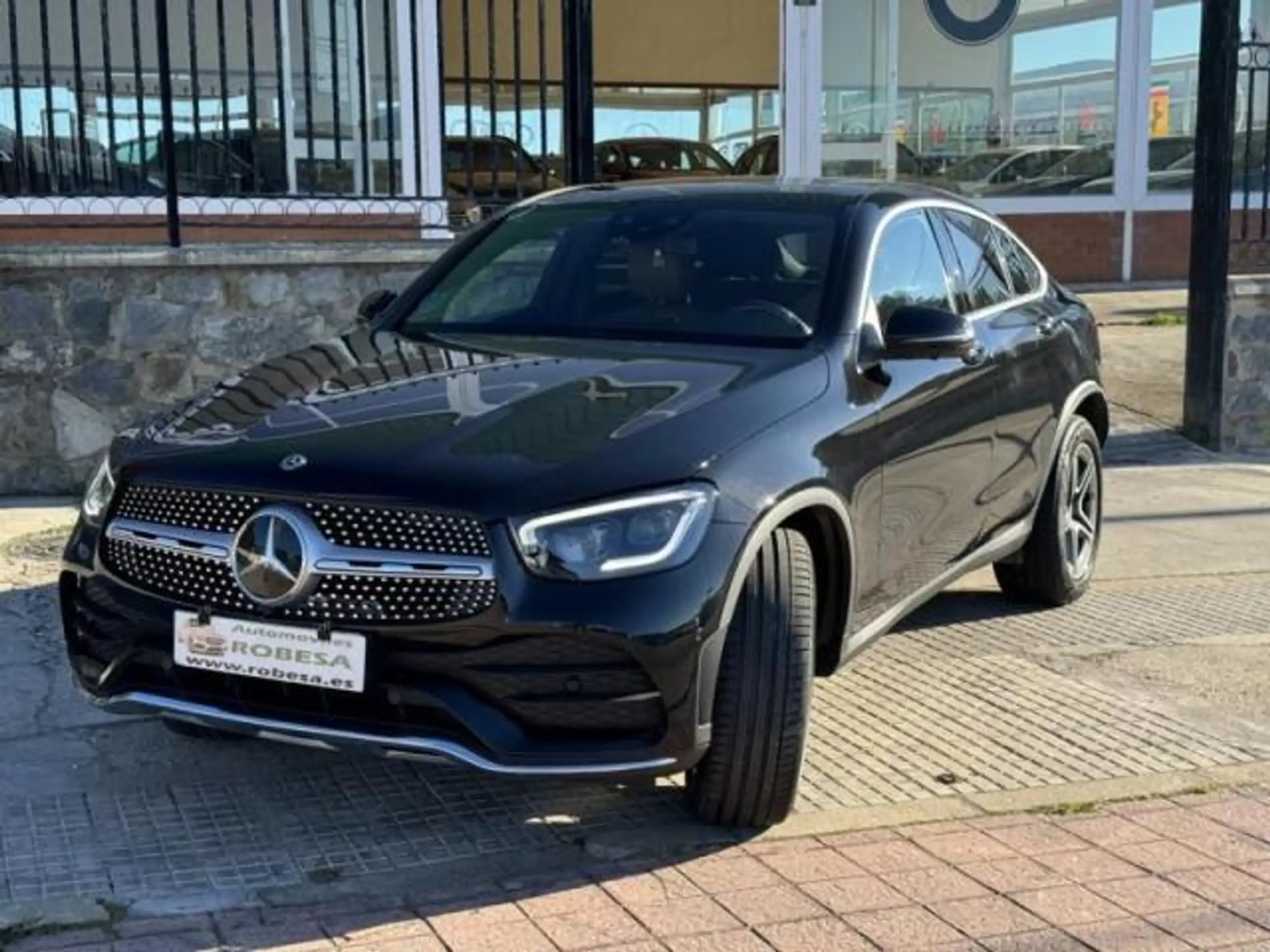 Mercedes-Benz - GLC 220