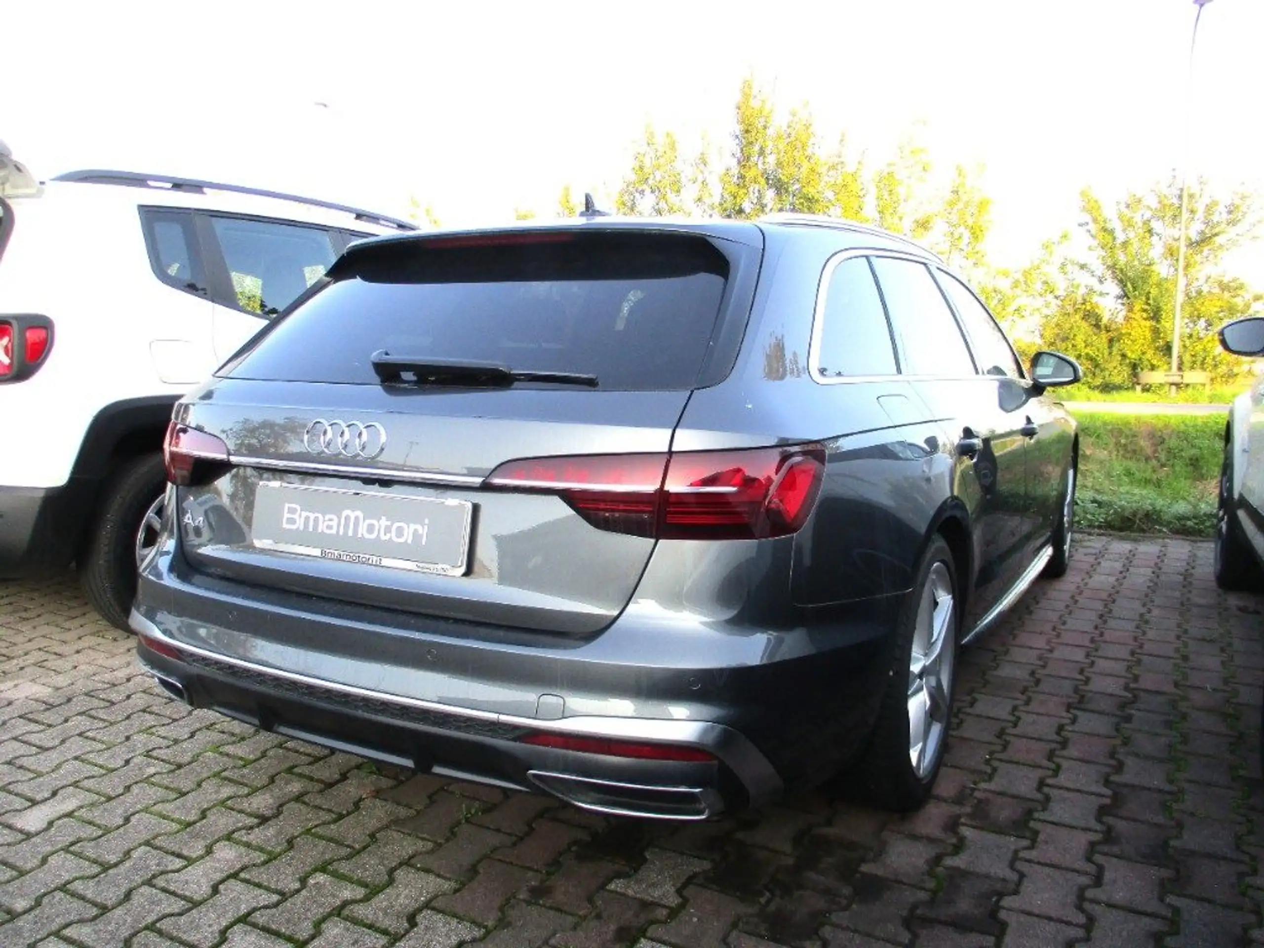 Audi - A4