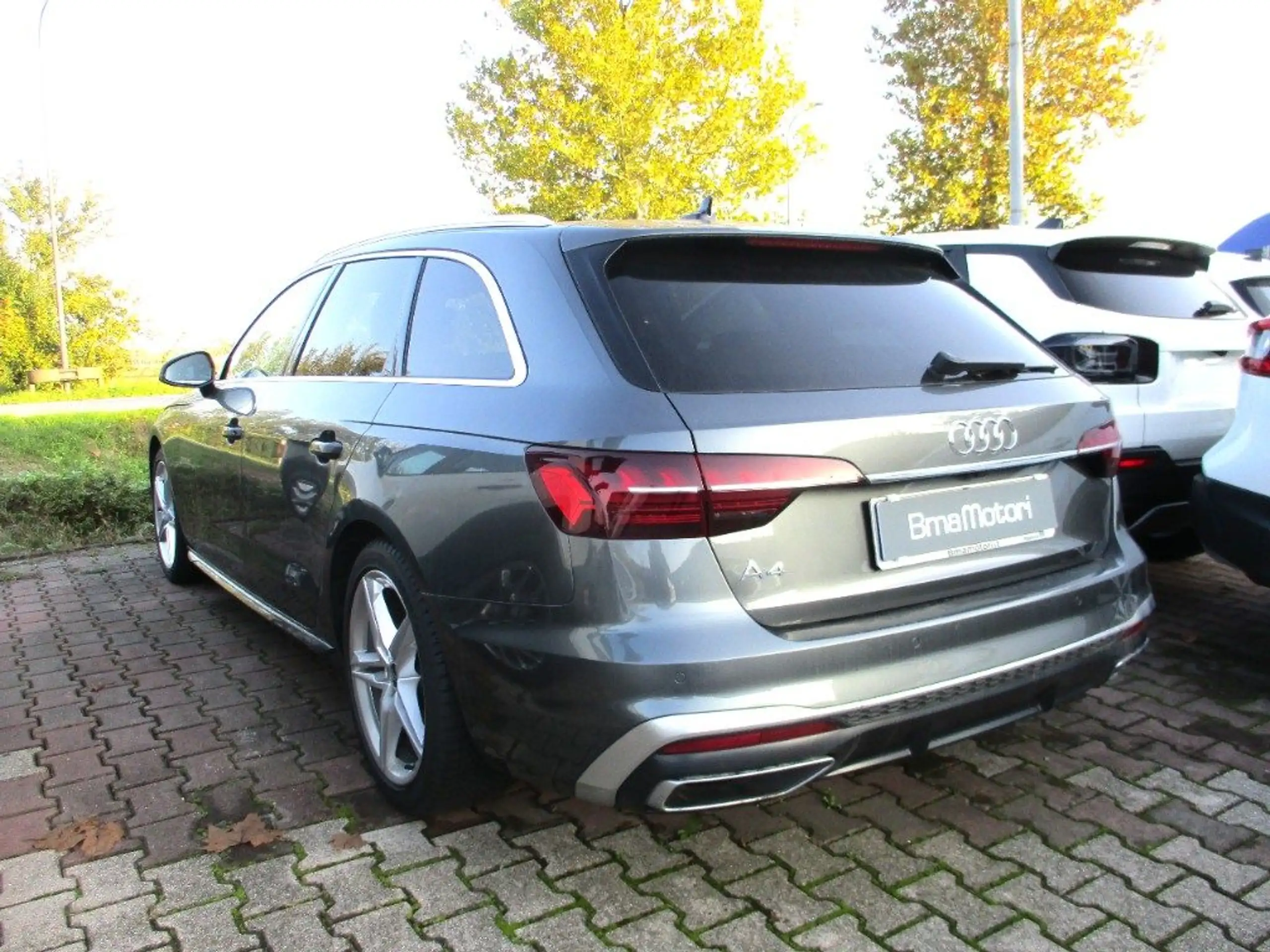 Audi - A4