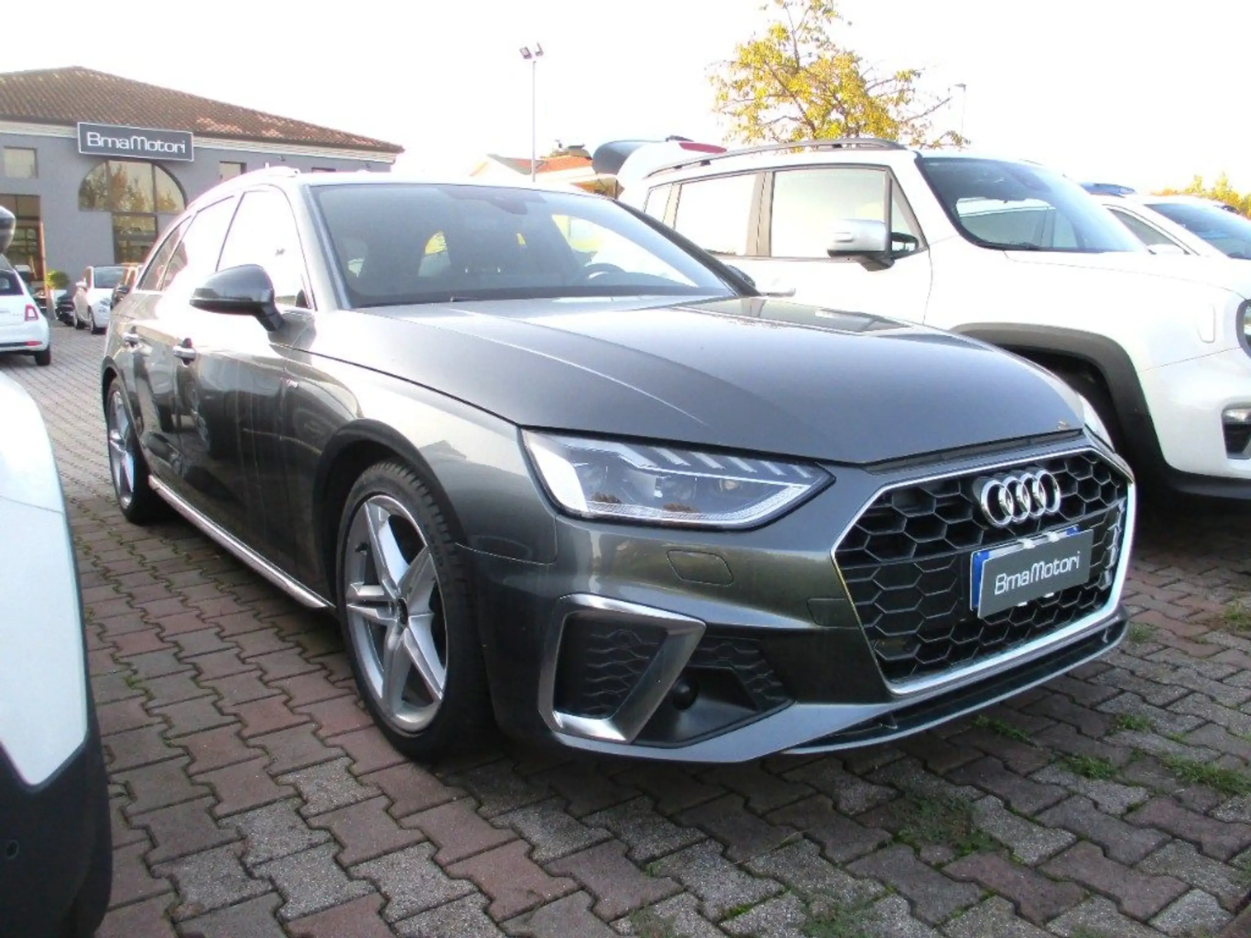 Audi - A4