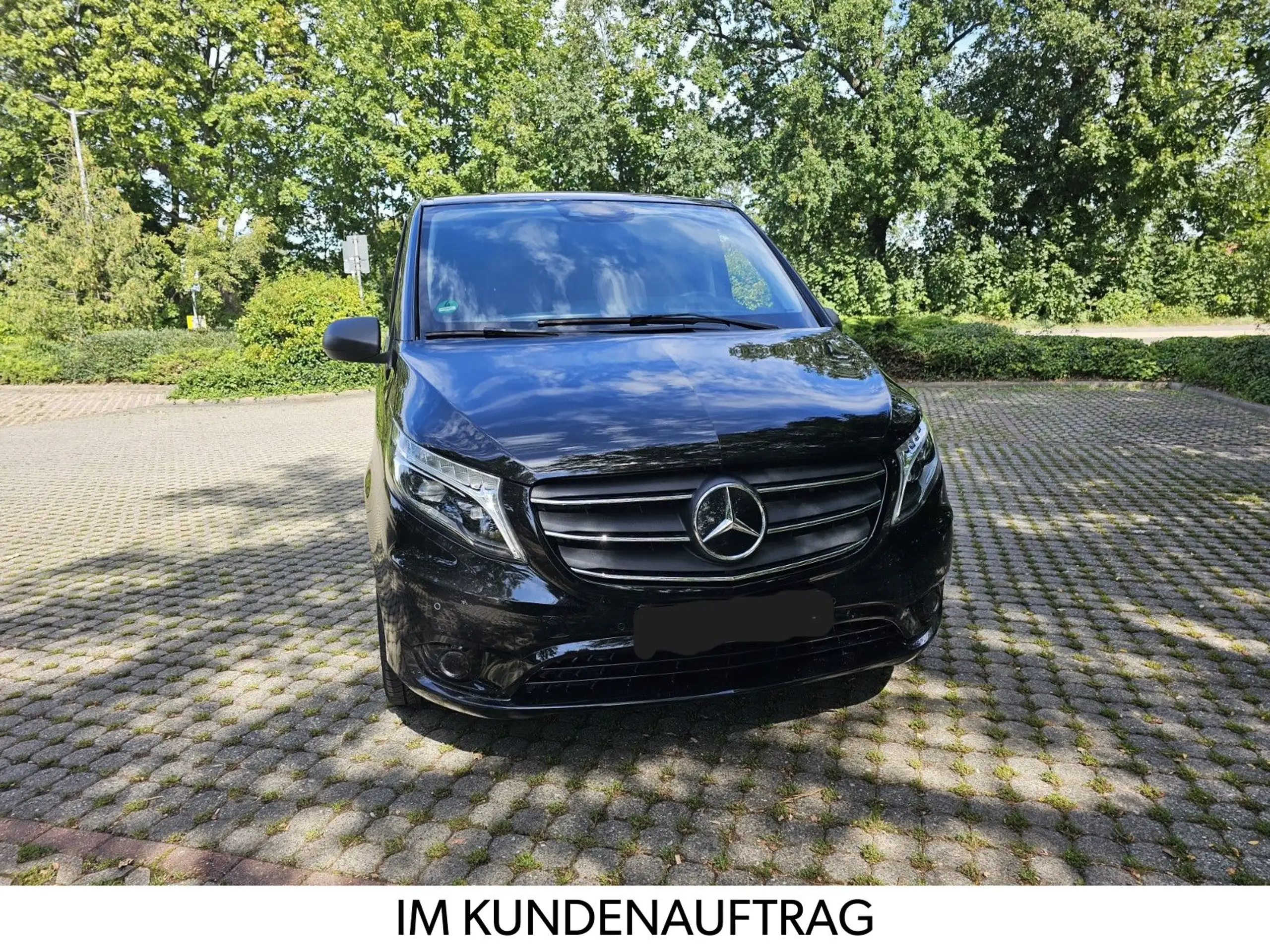 Mercedes-Benz - Vito