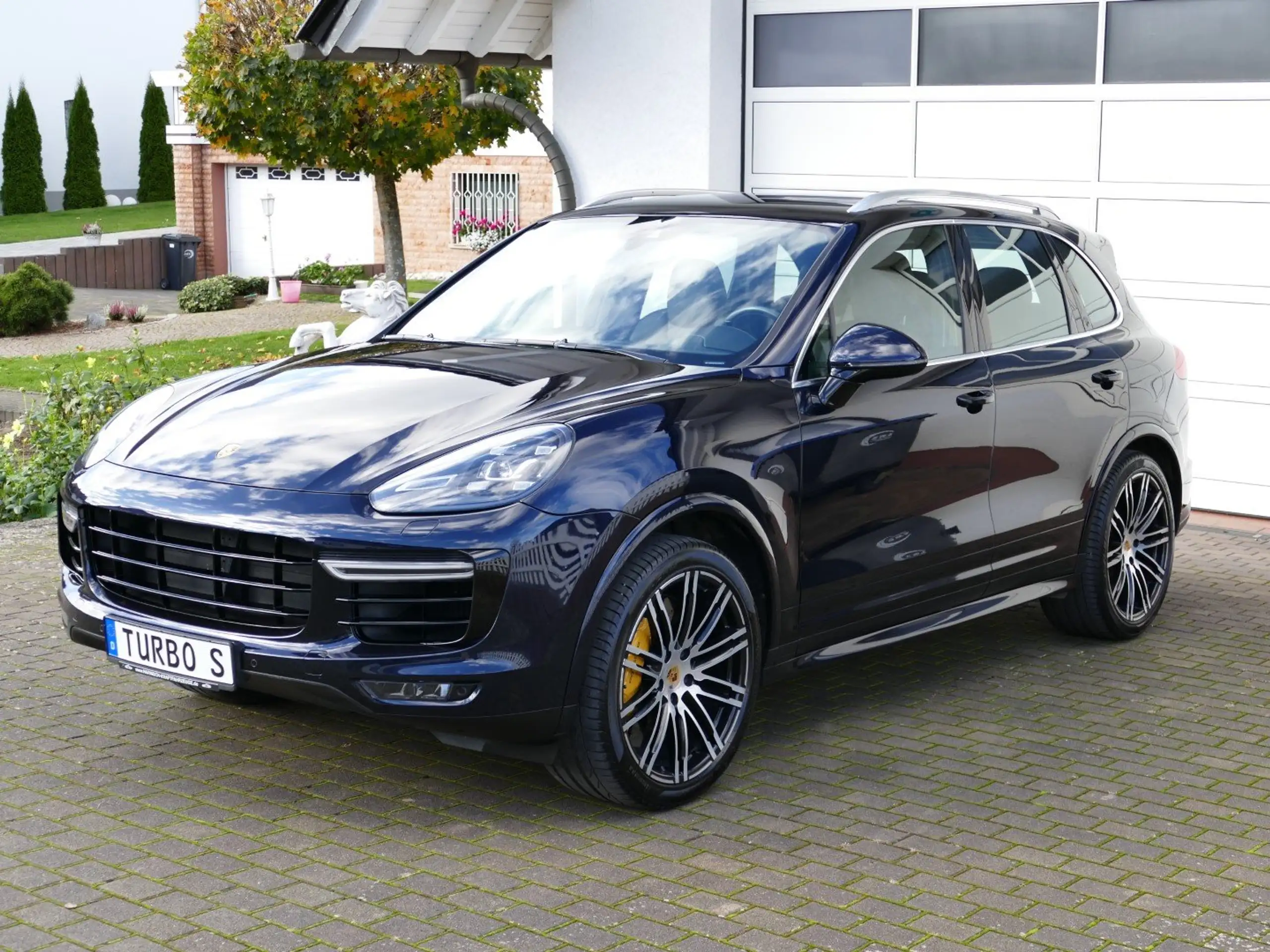 Porsche - Cayenne