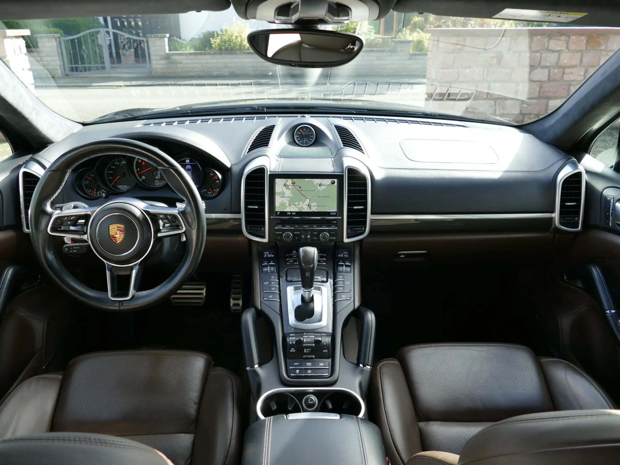 Porsche - Cayenne