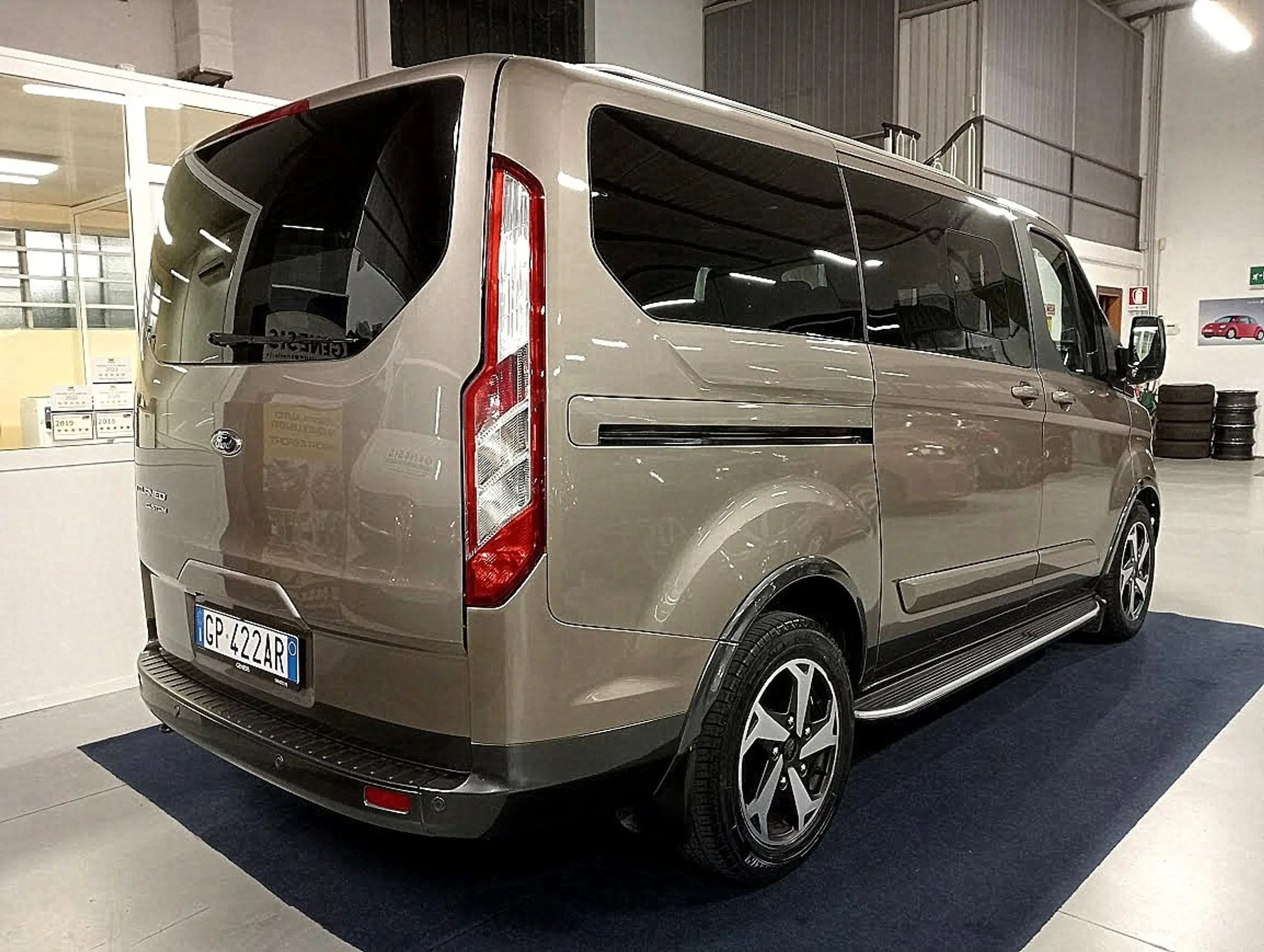 Ford - Tourneo Custom