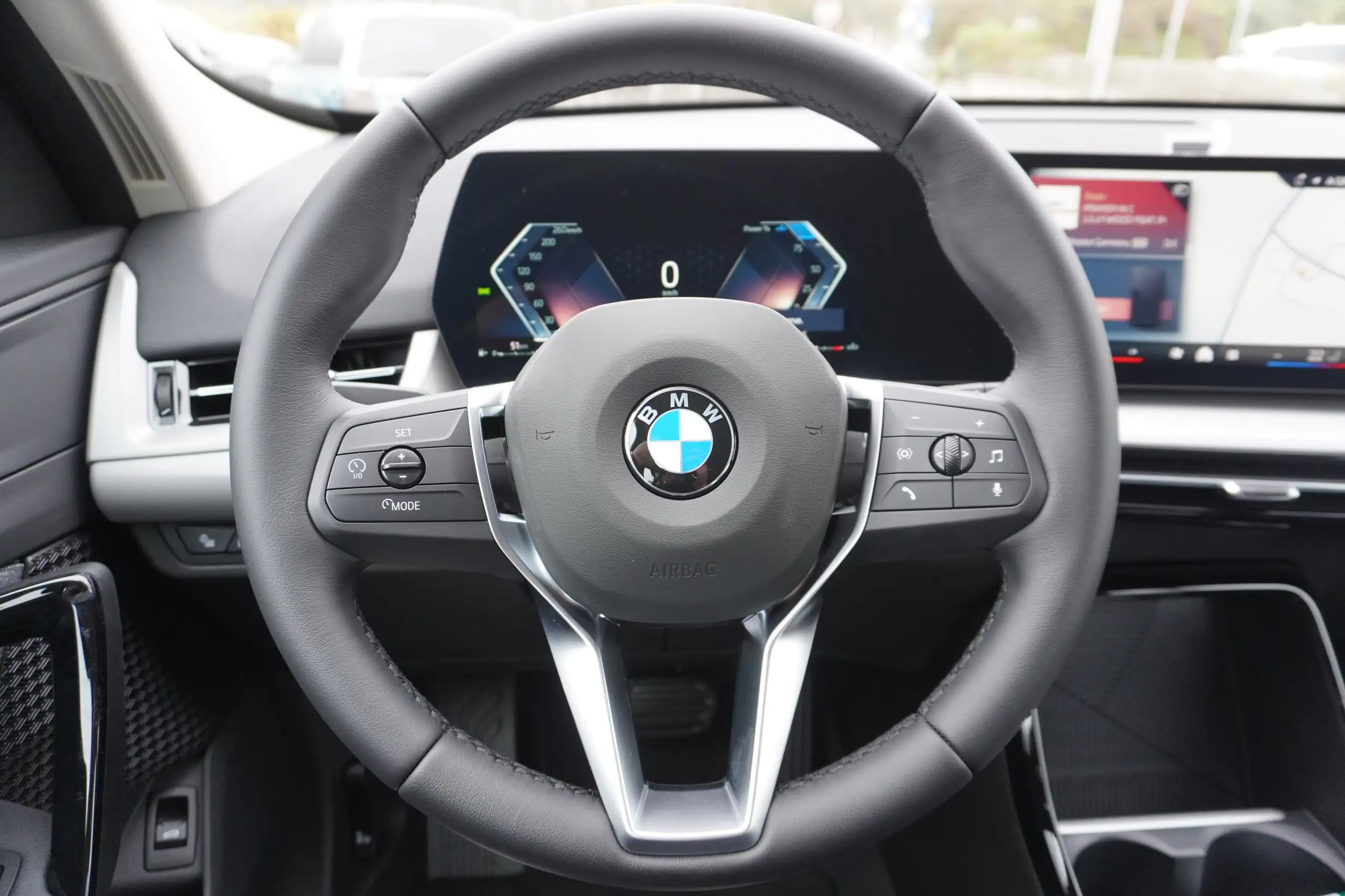 BMW - X1